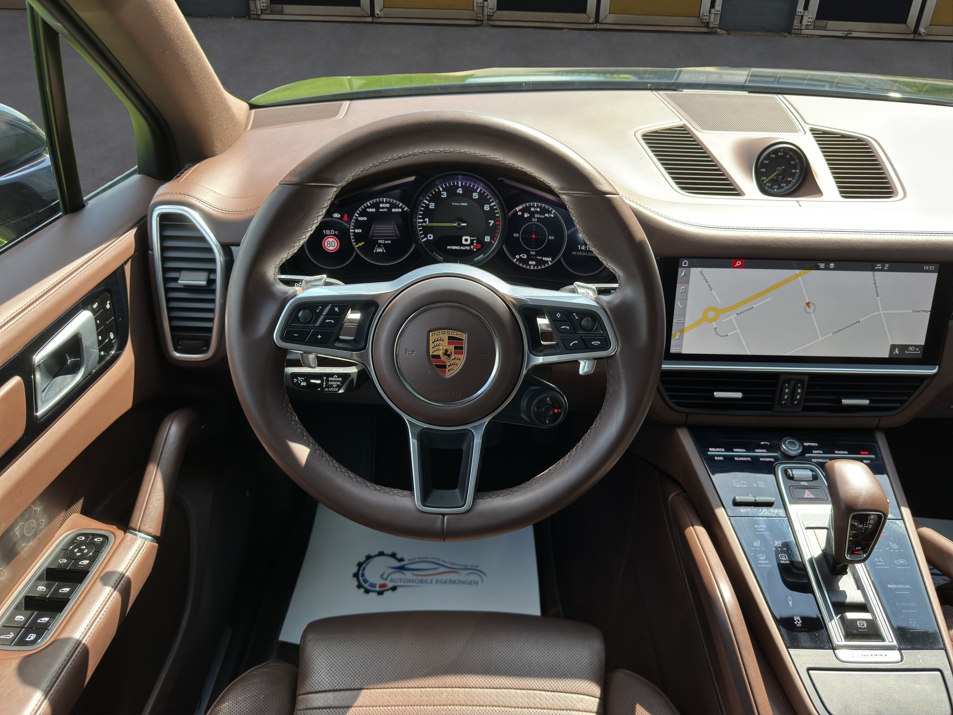 PORSCHE Cayenne E-Hybrid-image-12