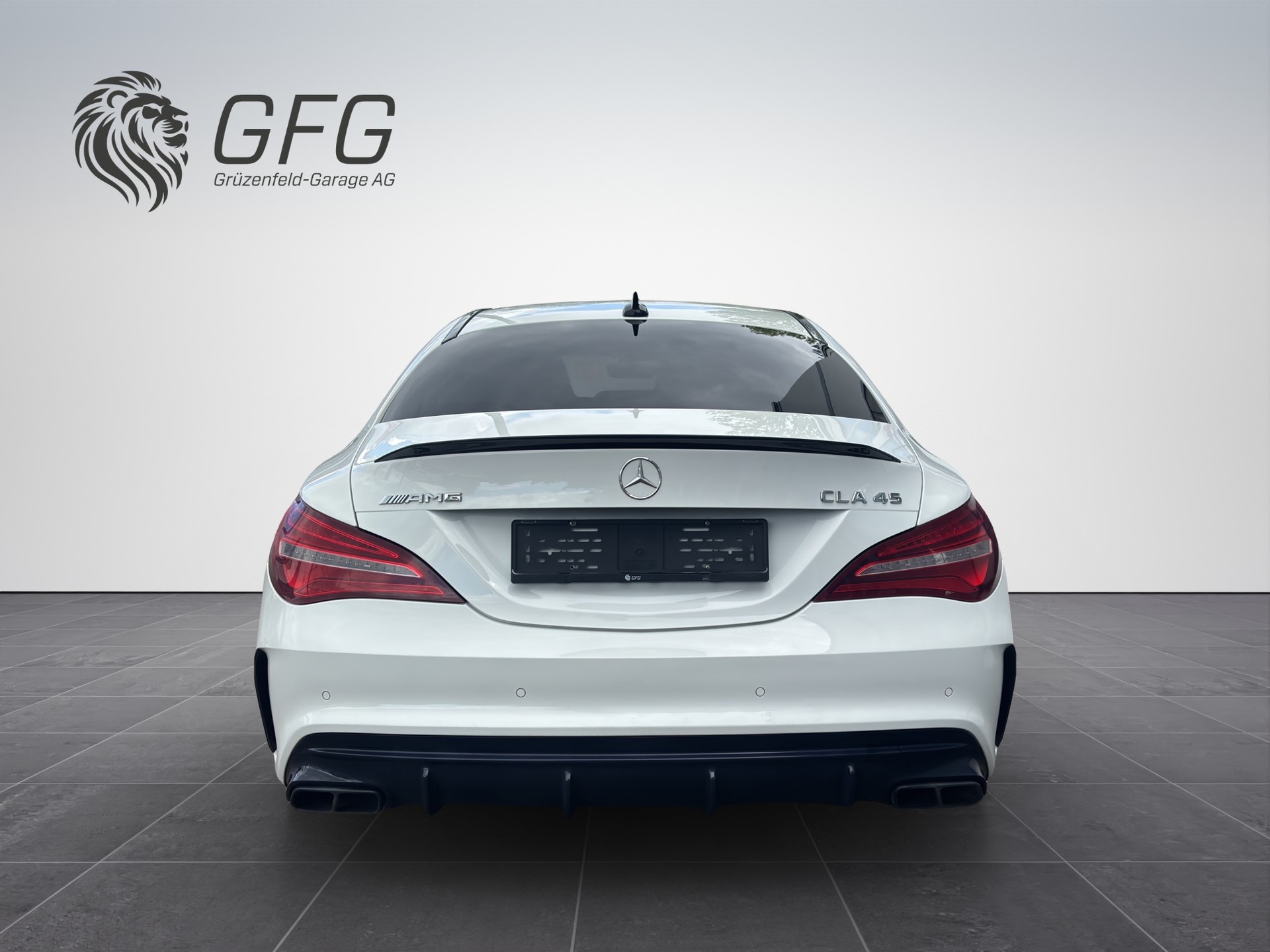 MERCEDES-BENZ CLA-Klasse C117 CLA 45 AMG 4m-image-4