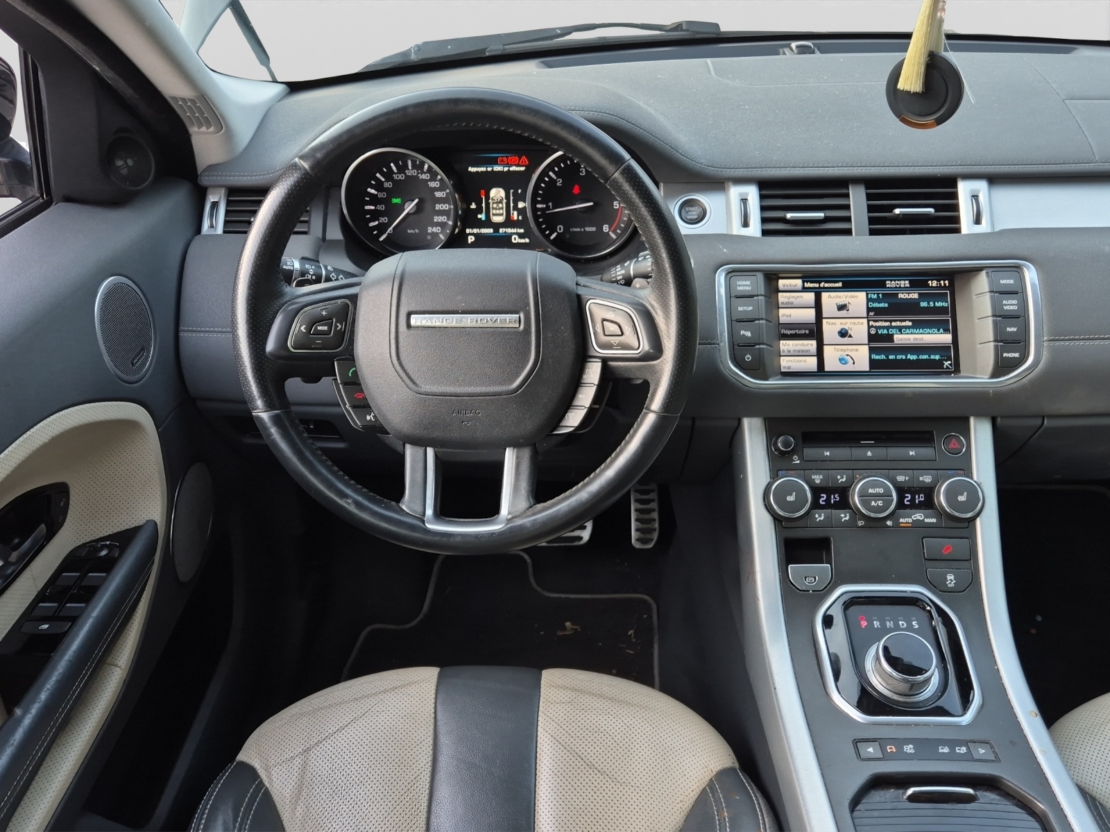 LAND ROVER Range Rover Evoque 2.2 TD4 Prestige AT6-image-10
