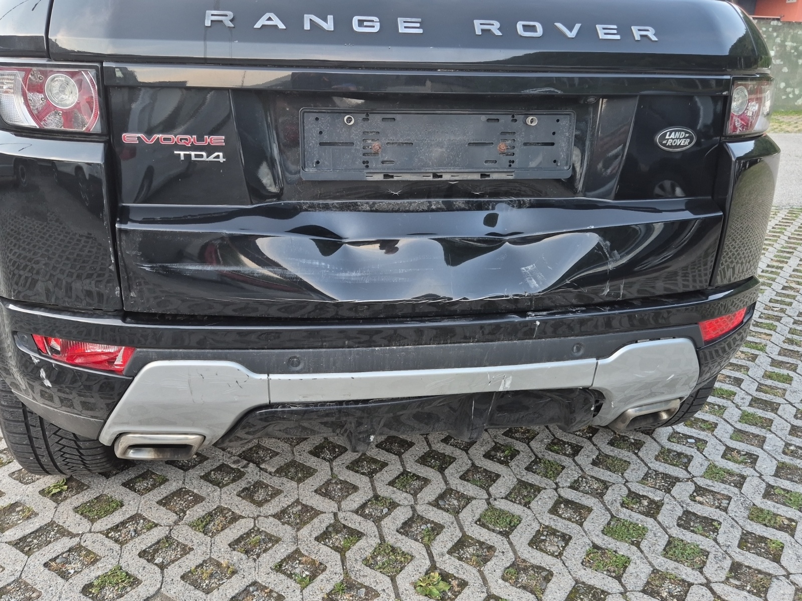 LAND ROVER Range Rover Evoque 2.2 TD4 Prestige AT6-image-9