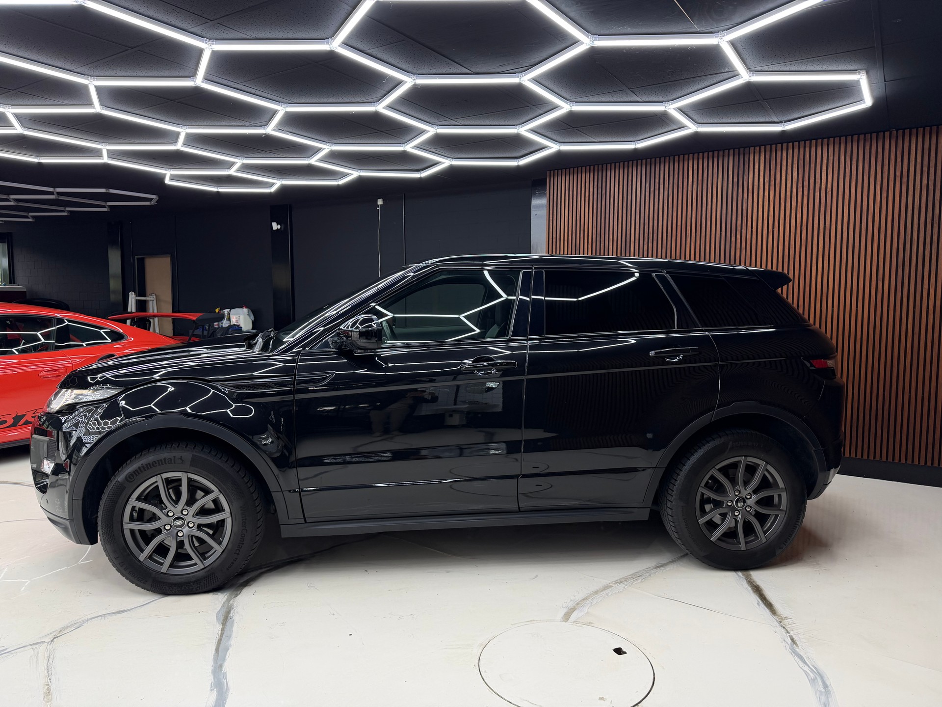 LAND ROVER Range Rover Evoque 2.0 Si4 Dynamic AT9-image-4