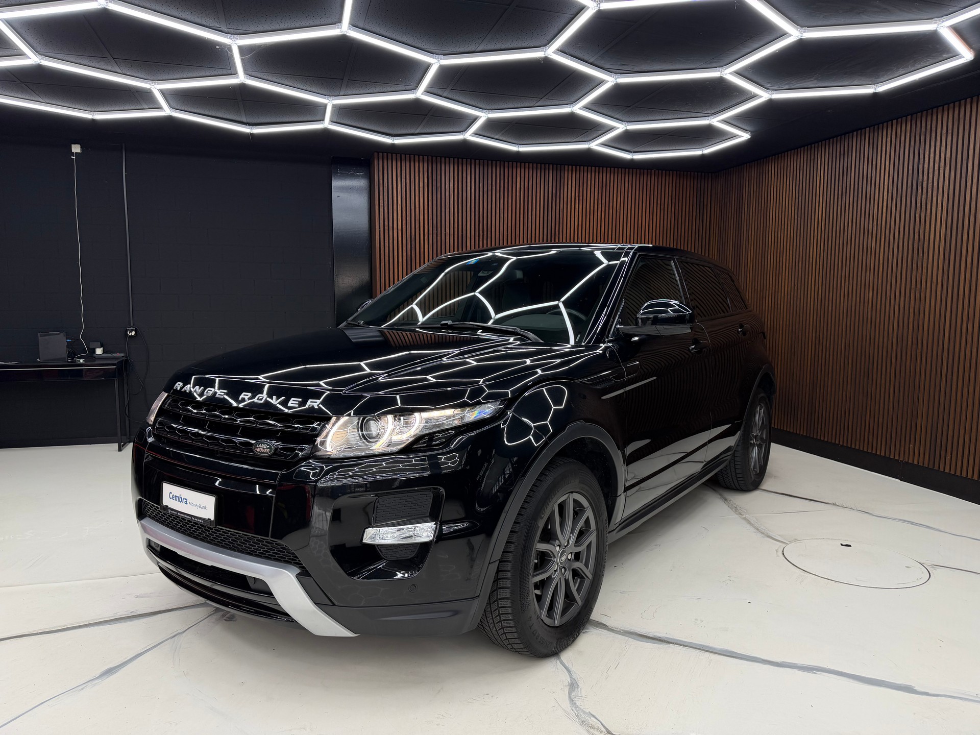 LAND ROVER Range Rover Evoque 2.0 Si4 Dynamic AT9-image-0