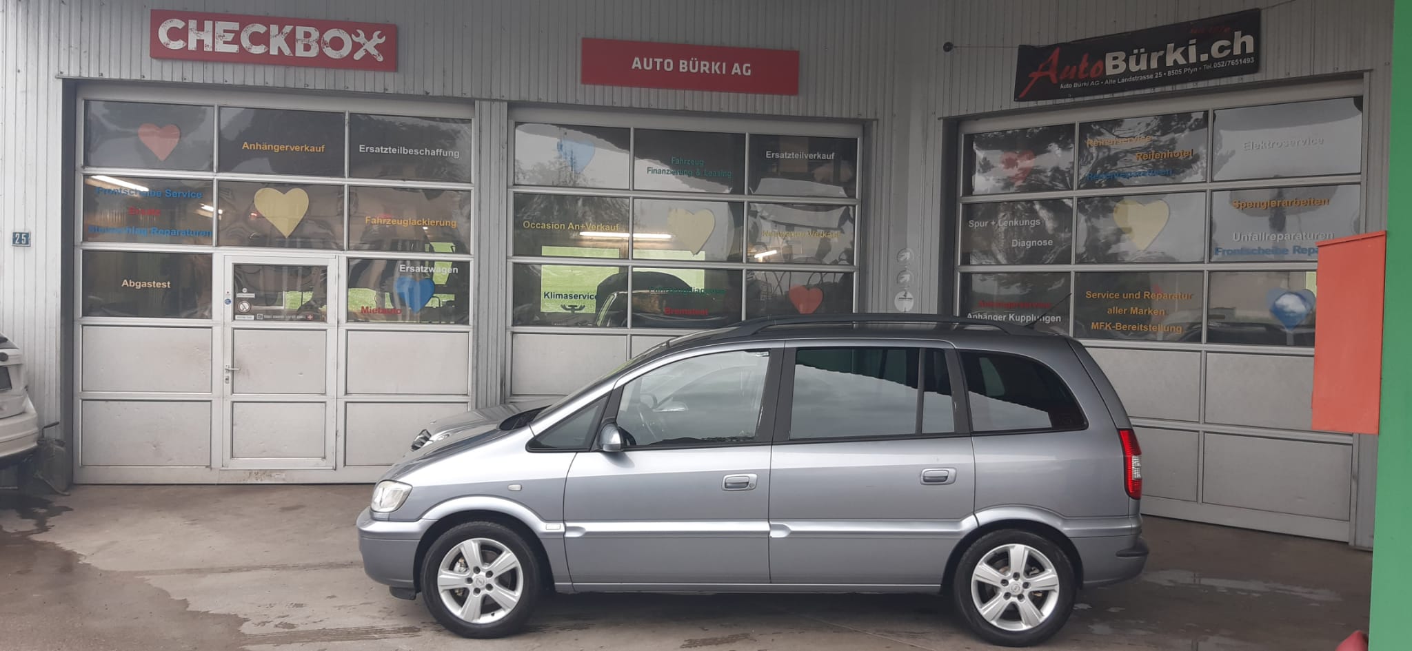 Car photo