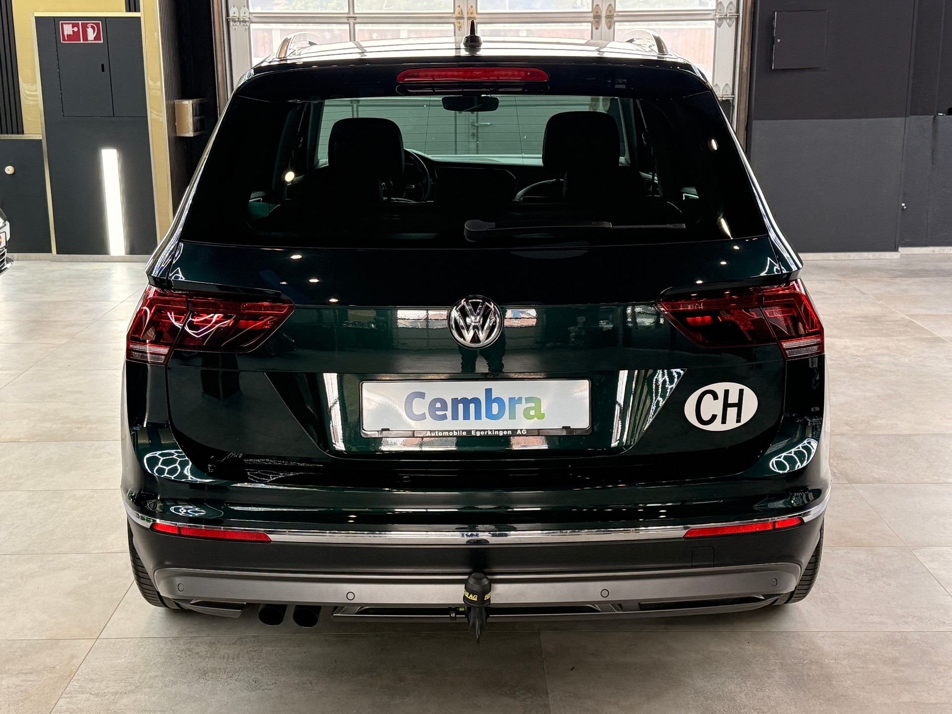 VW Tiguan 2.0TSI Highline 4Motion DSG-image-5