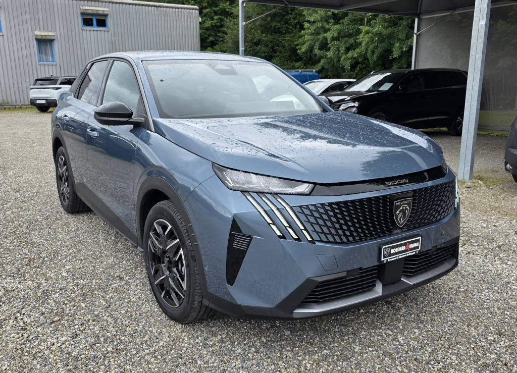 PEUGEOT 3008 1.2 Hybrid Allure-image-0