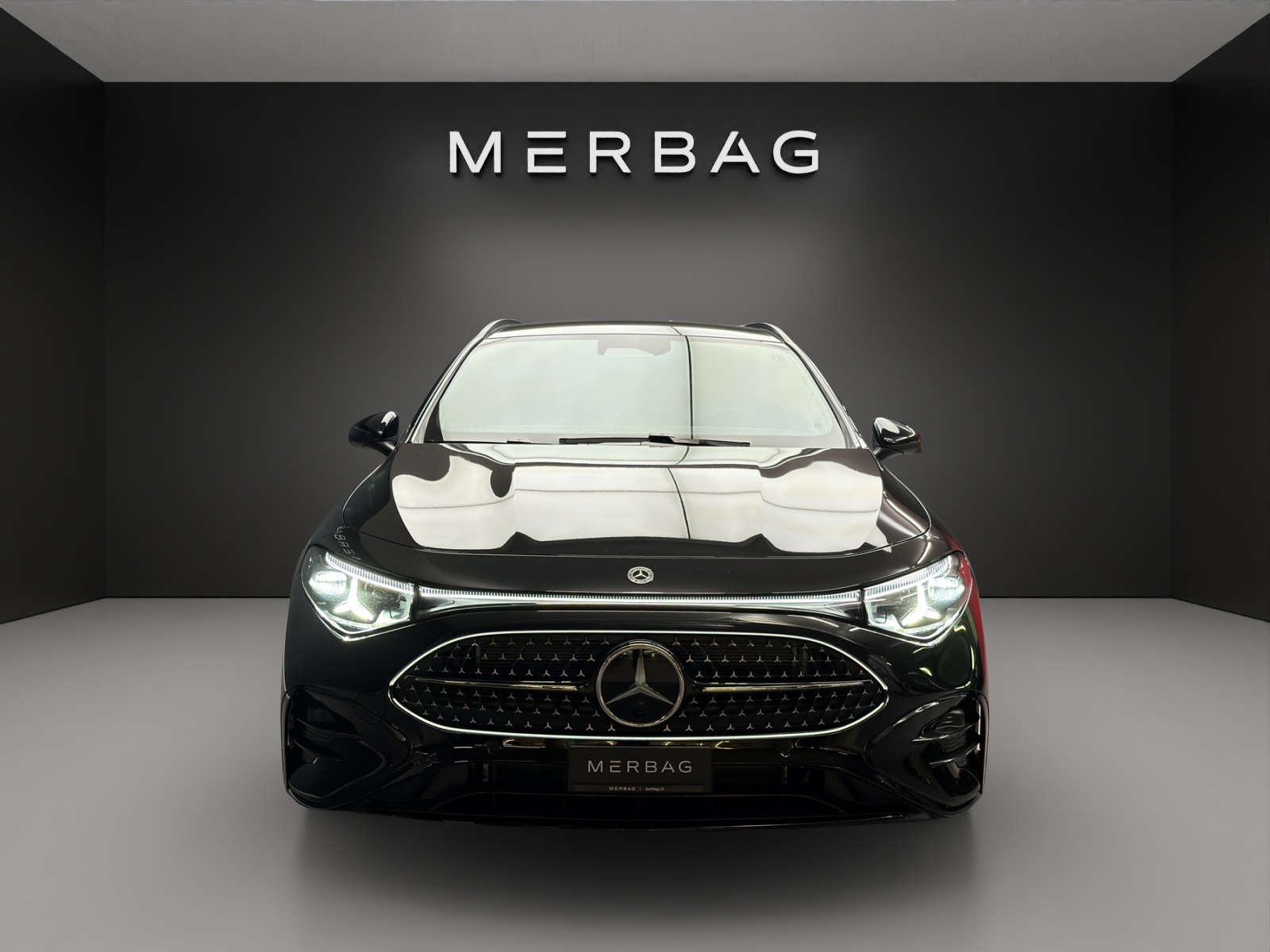MERCEDES-BENZ CLA 220 4MATIC Shooting Brake-image-1
