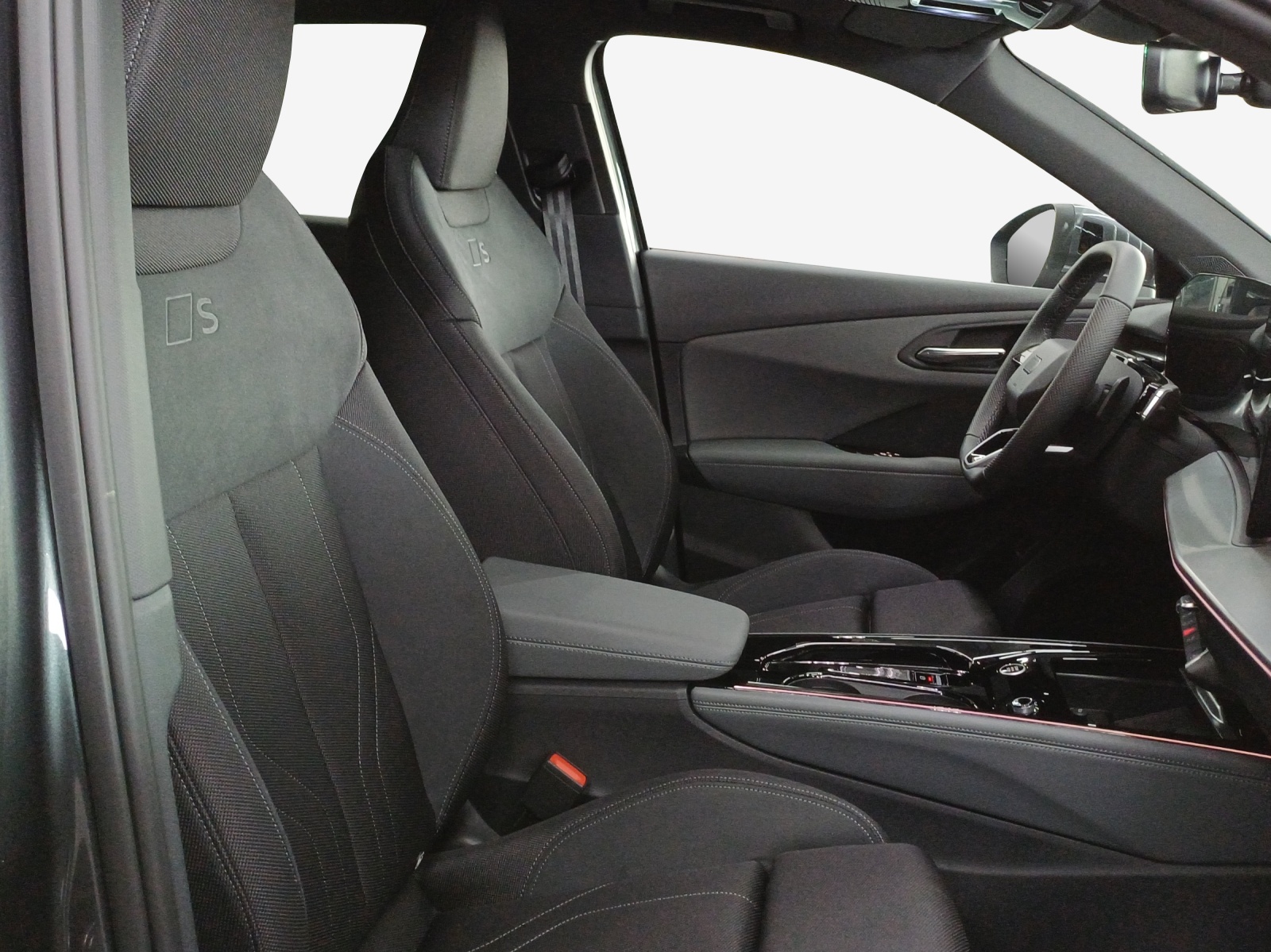 AUDI Q3 SUV 110 kW TFSI S tronic-image-15