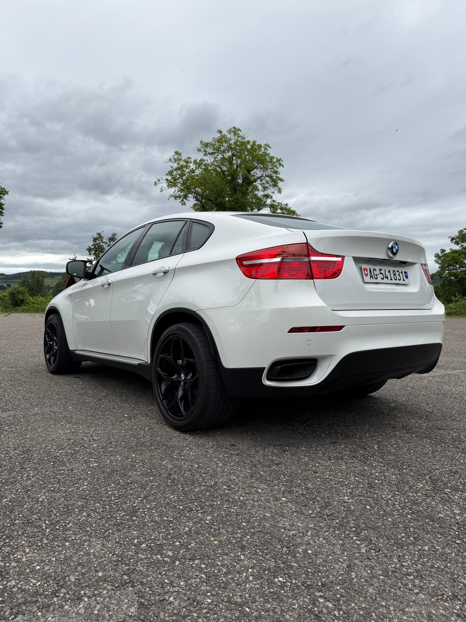 BMW 40d xDrive-image-1