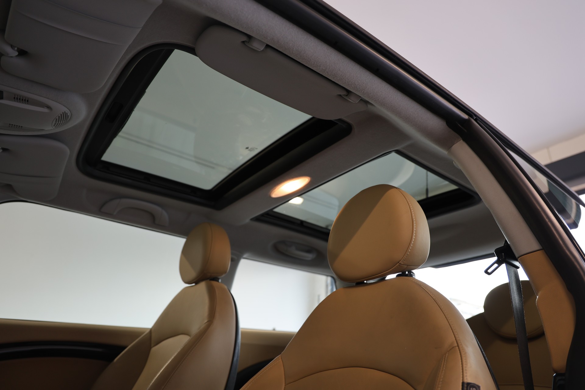 MINI Cooper-image-6
