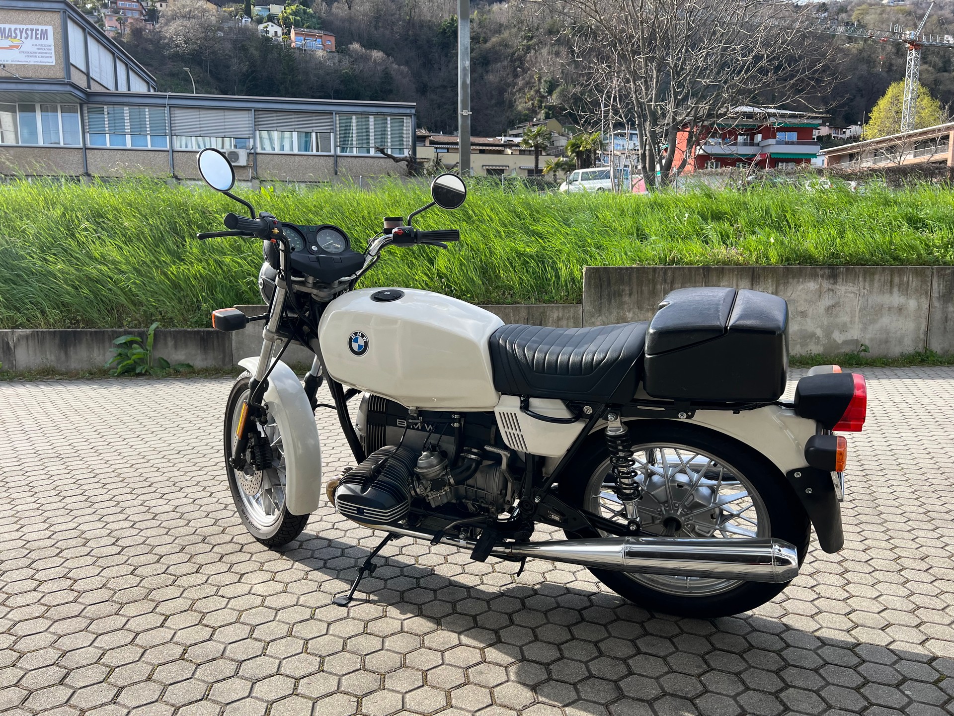 BMW R 65-image-4