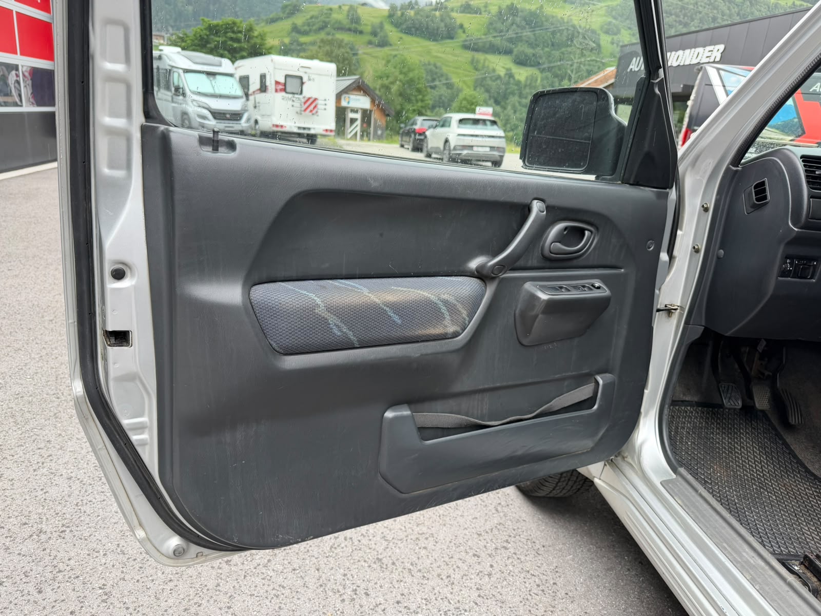 SUZUKI Jimny 1.5 Turbodiesel (JLX) GL Top-image-7