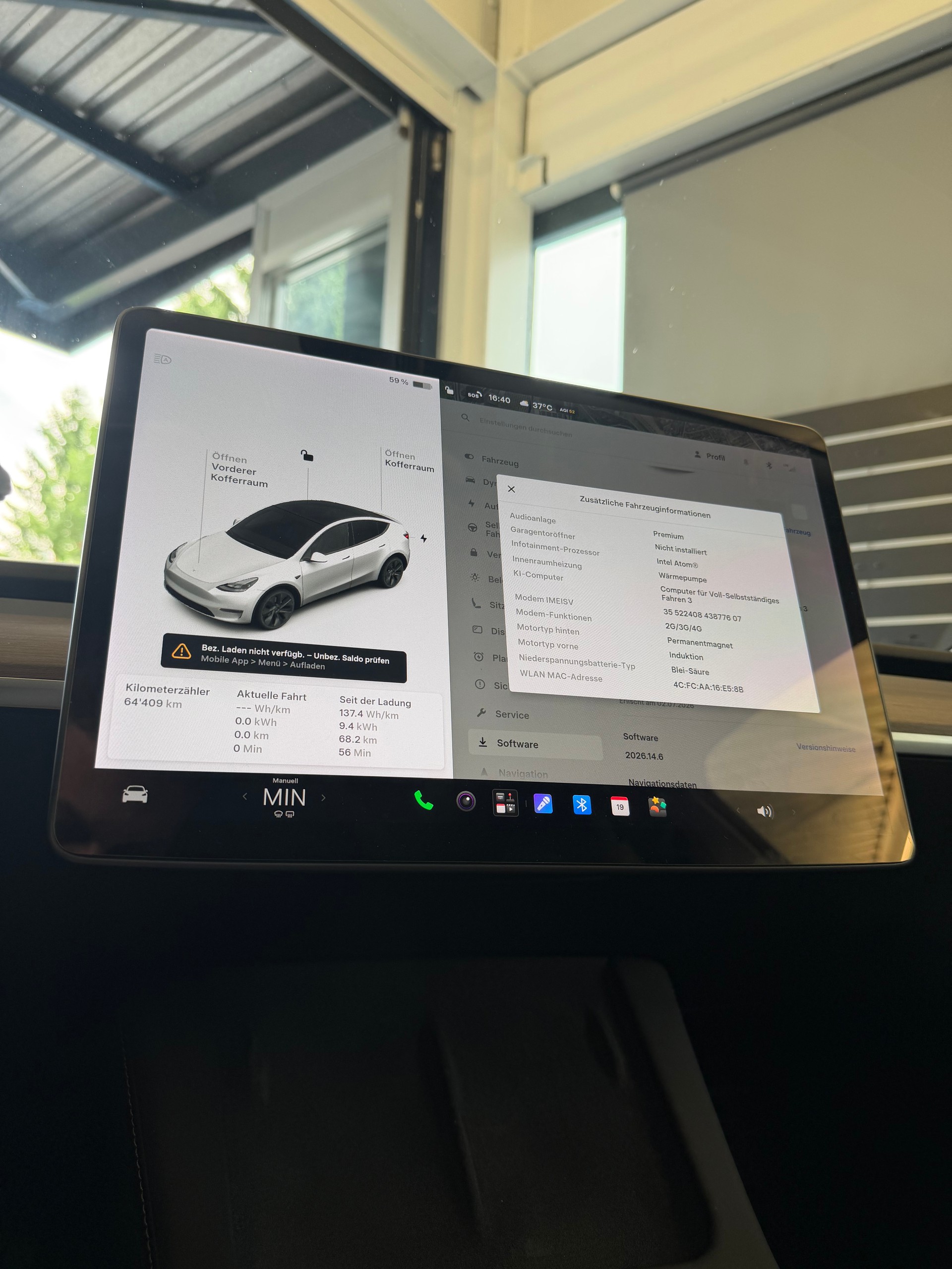 TESLA Model Y Long Range D-image-12