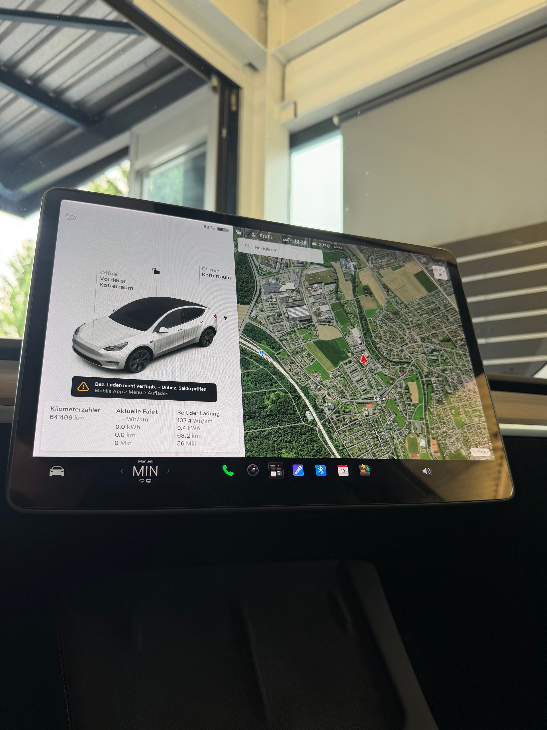 TESLA Model Y Long Range D-image-14