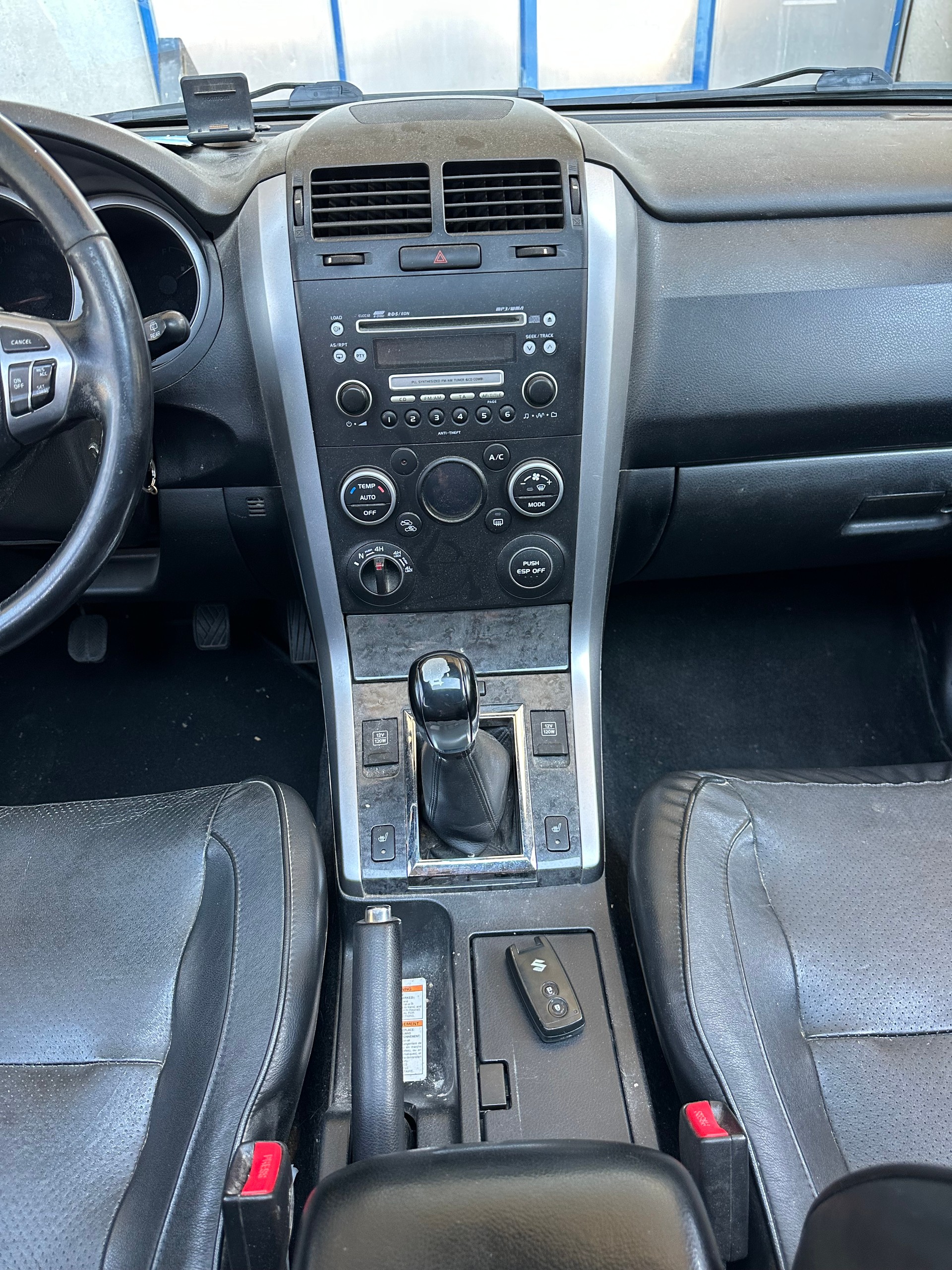 SUZUKI Grand Vitara 2.4 16V GL Top Barry-image-12
