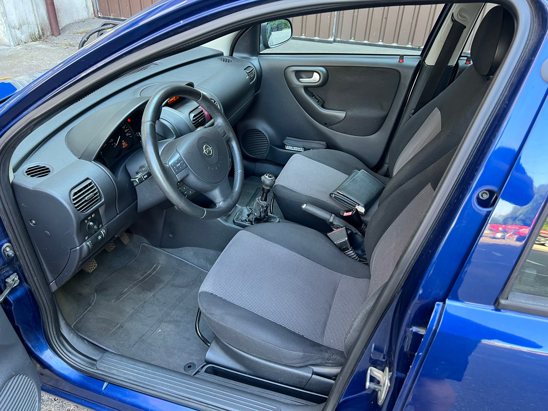 OPEL Corsa 1.2 TP Enjoy-image-6