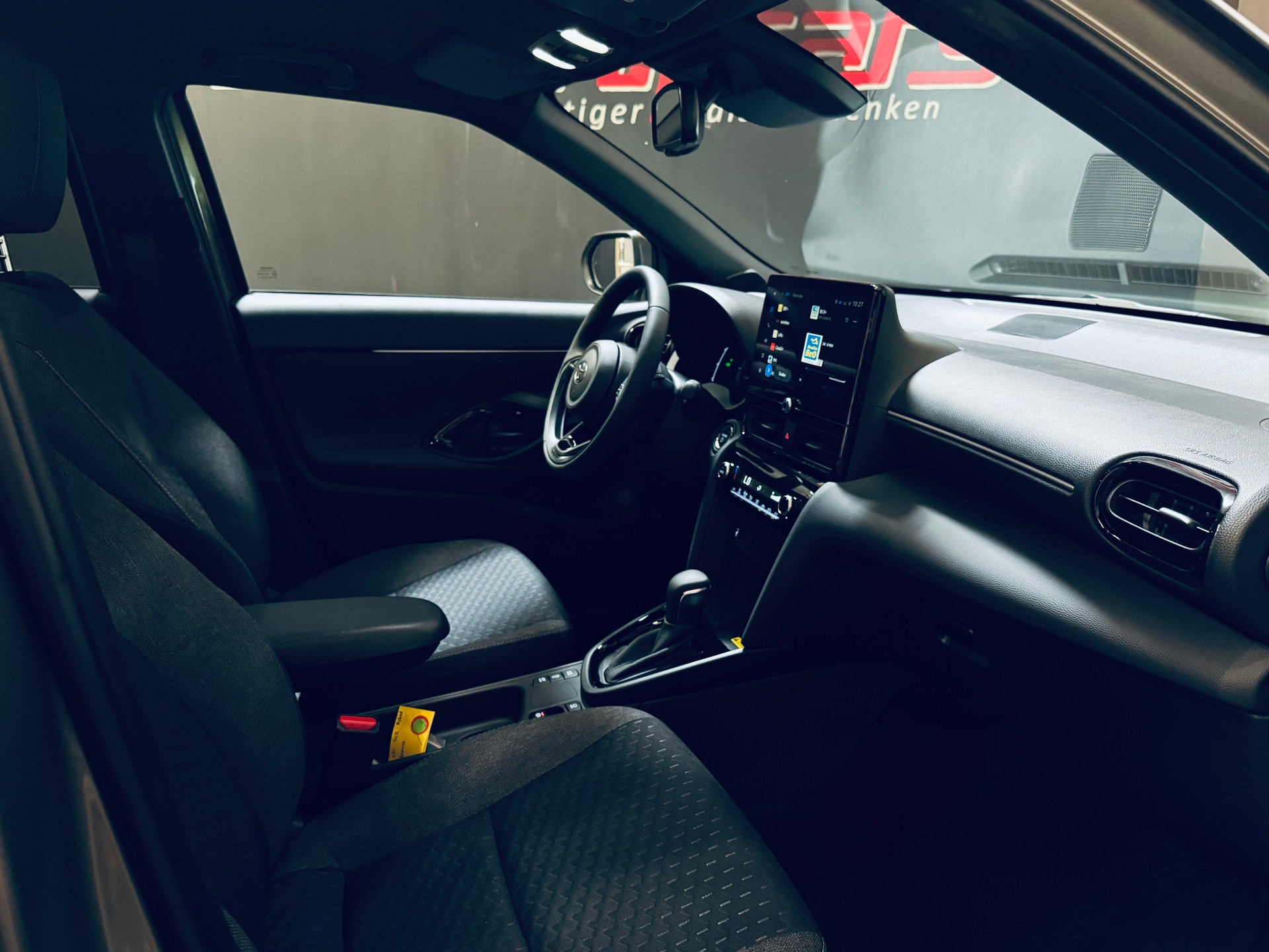TOYOTA Yaris Cross 1.5 Trend e-CVT 130PS-image-15