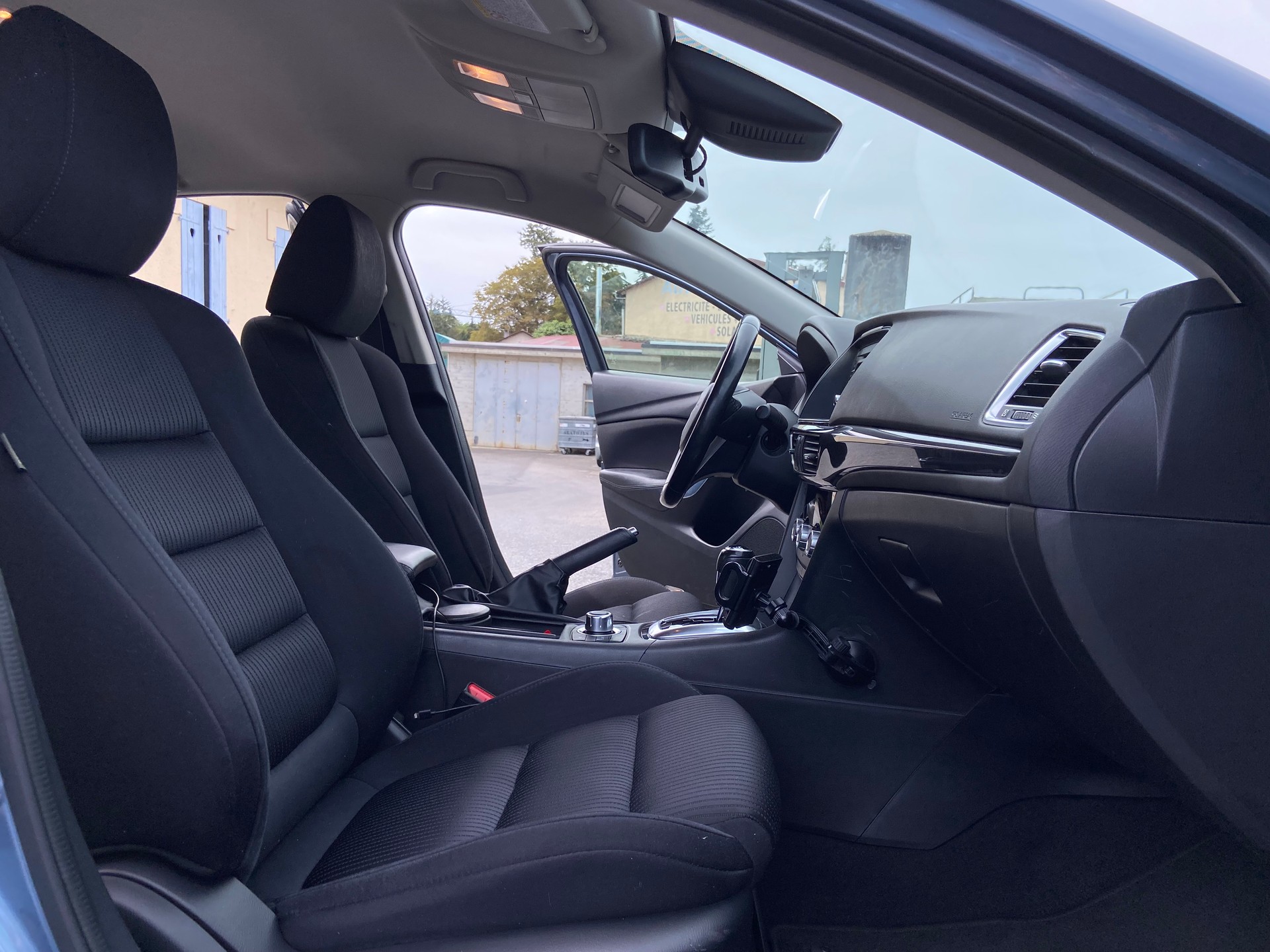 MAZDA 6 2.0 16V HP Ambition Automatic-image-10