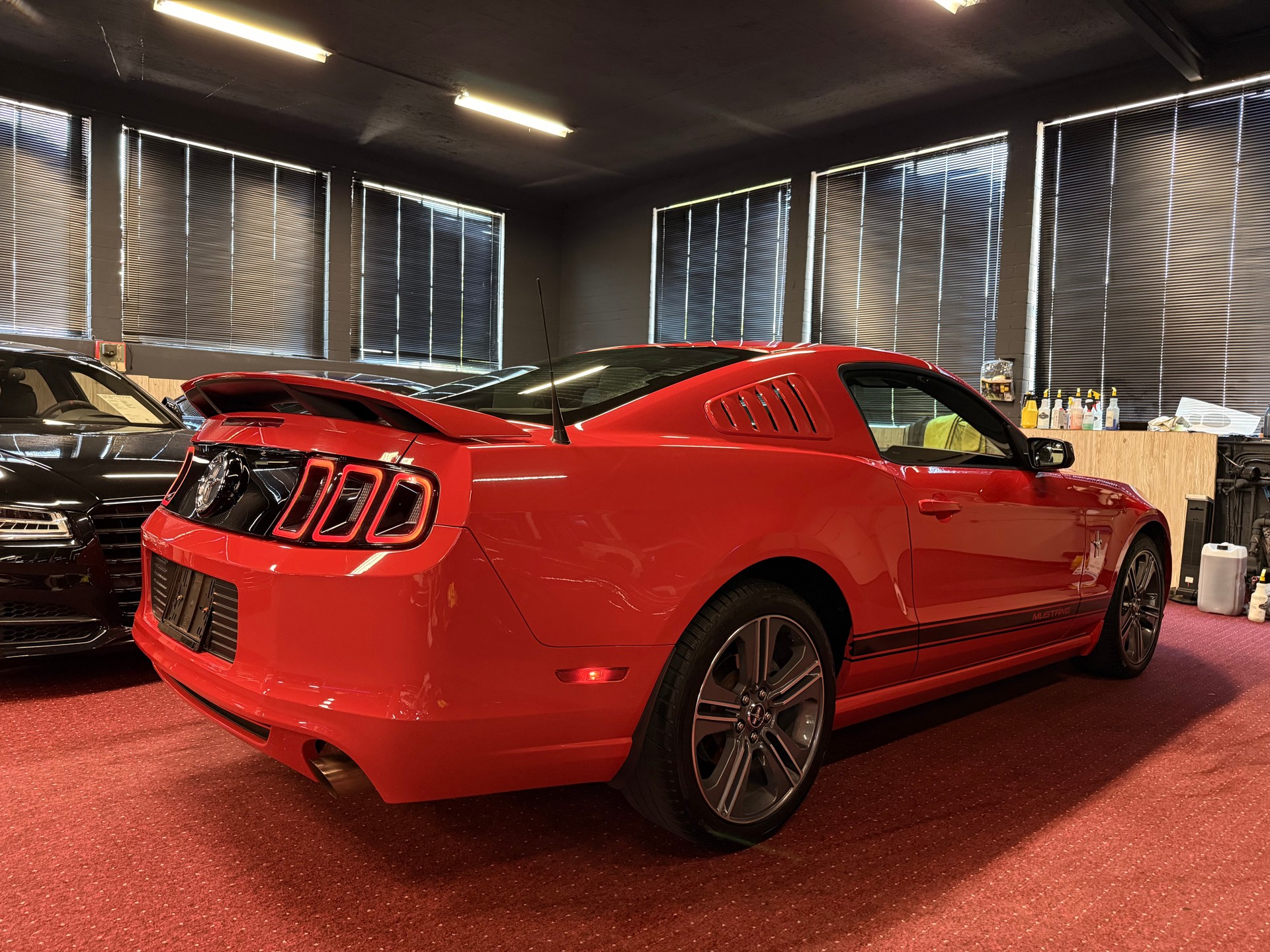 FORD Mustang 3.7 V6 California Special / ** Frisch ab MFK + Service **-image-6