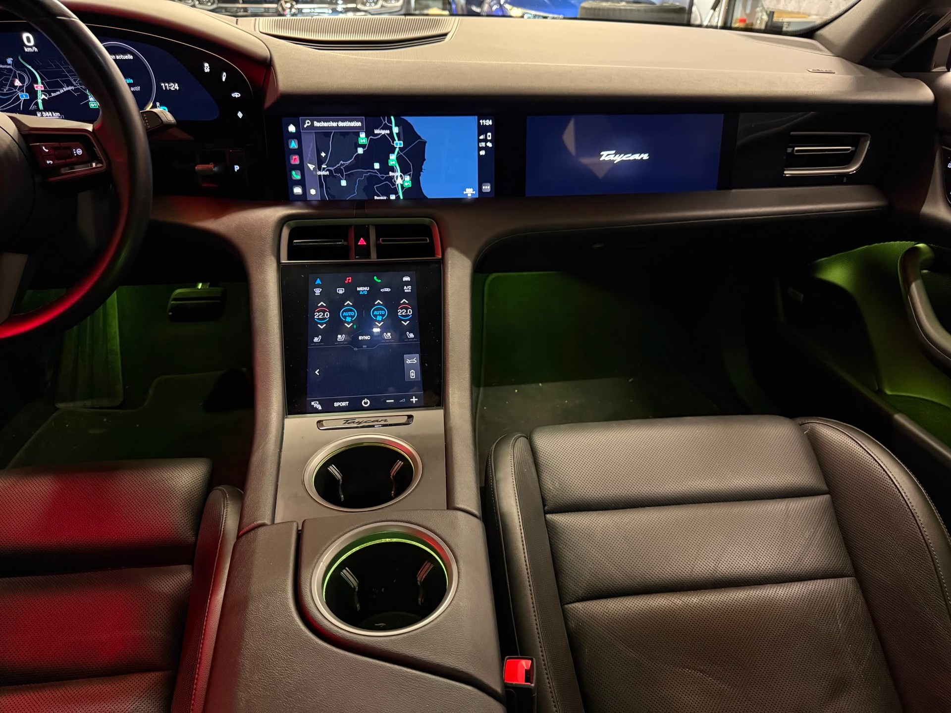PORSCHE Taycan 4S-image-13