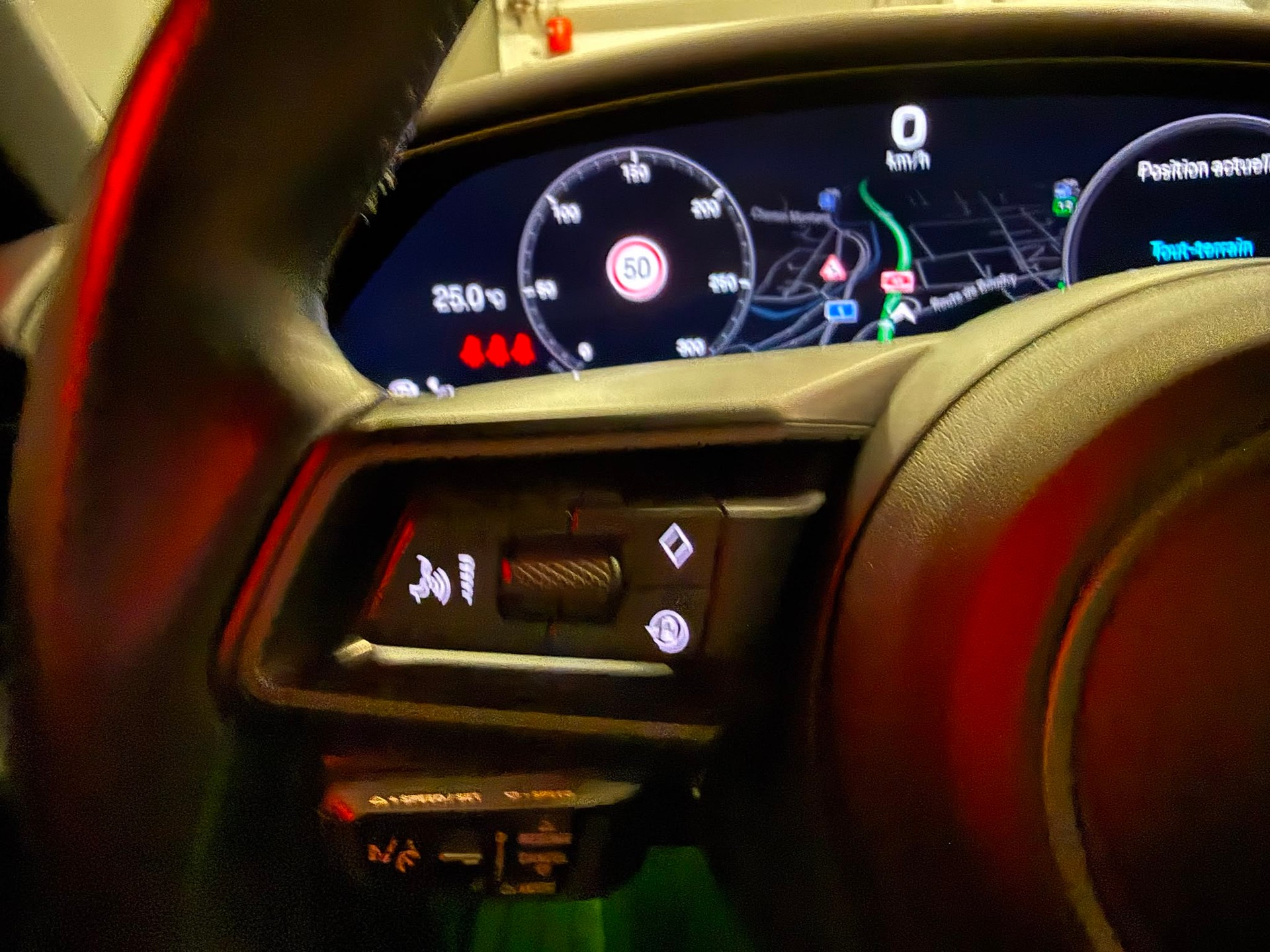 PORSCHE Taycan 4S-image-16
