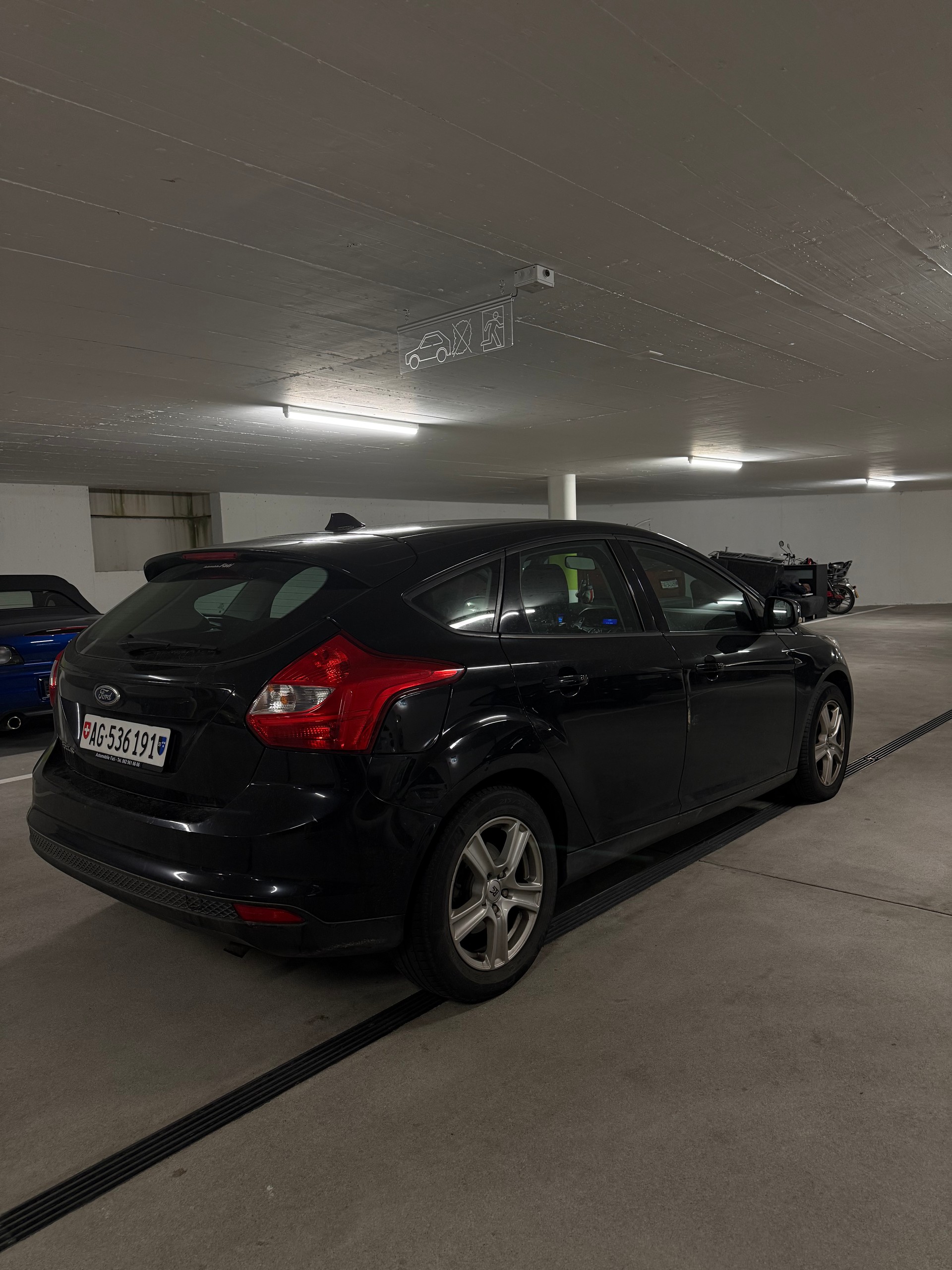FORD Ford focus 1.6-image-1