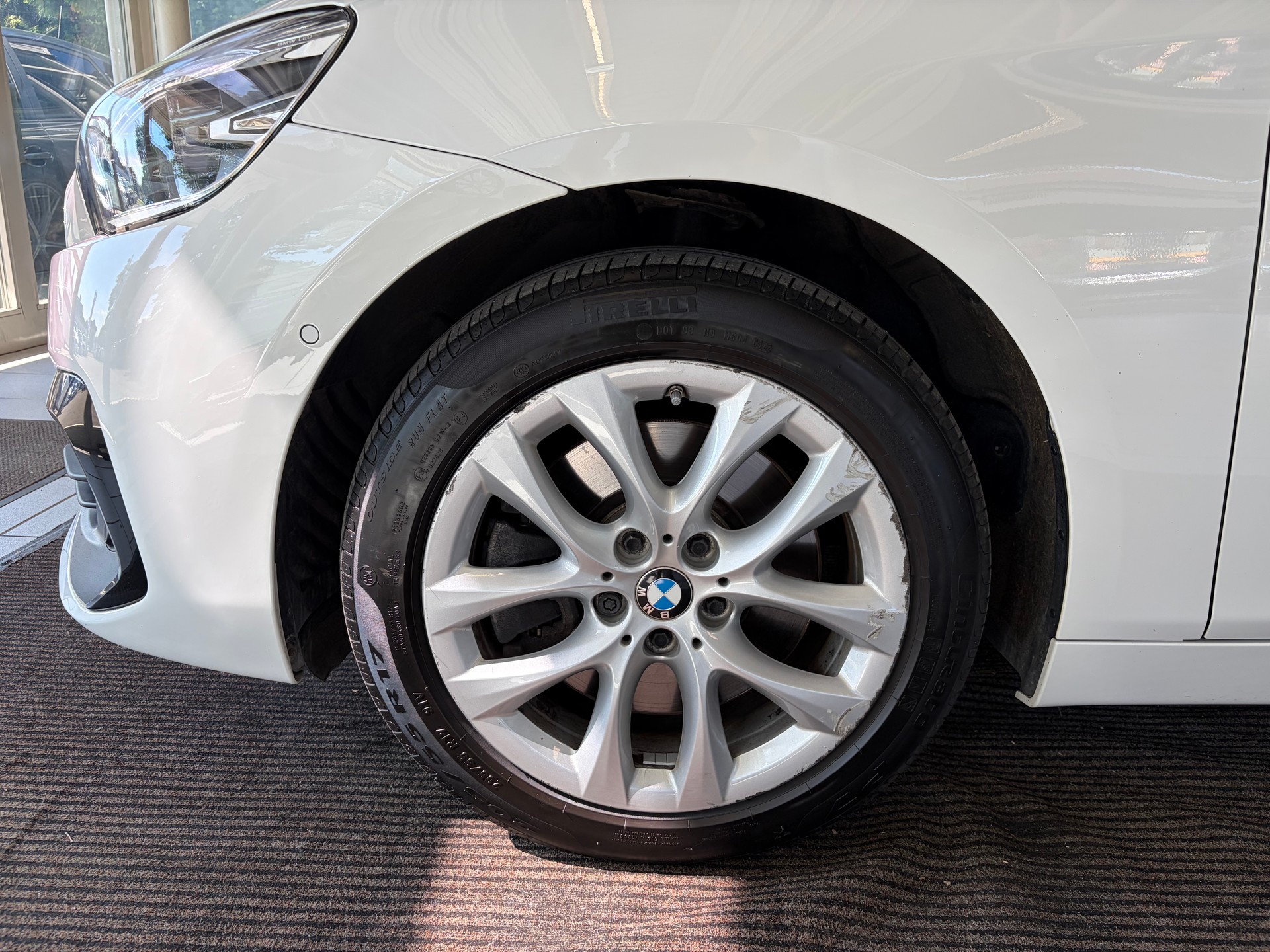 BMW 220d xDrive Gran Tourer | CH Fzg. | Driving Assistant Plus | Kamera | LED Scheinw. | HeadUp | Sportsitze |-image-9