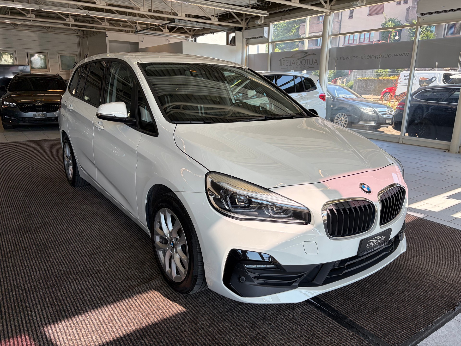 BMW 220d xDrive Gran Tourer | CH Fzg. | Driving Assistant Plus | Kamera | LED Scheinw. | HeadUp | Sportsitze |-image-32