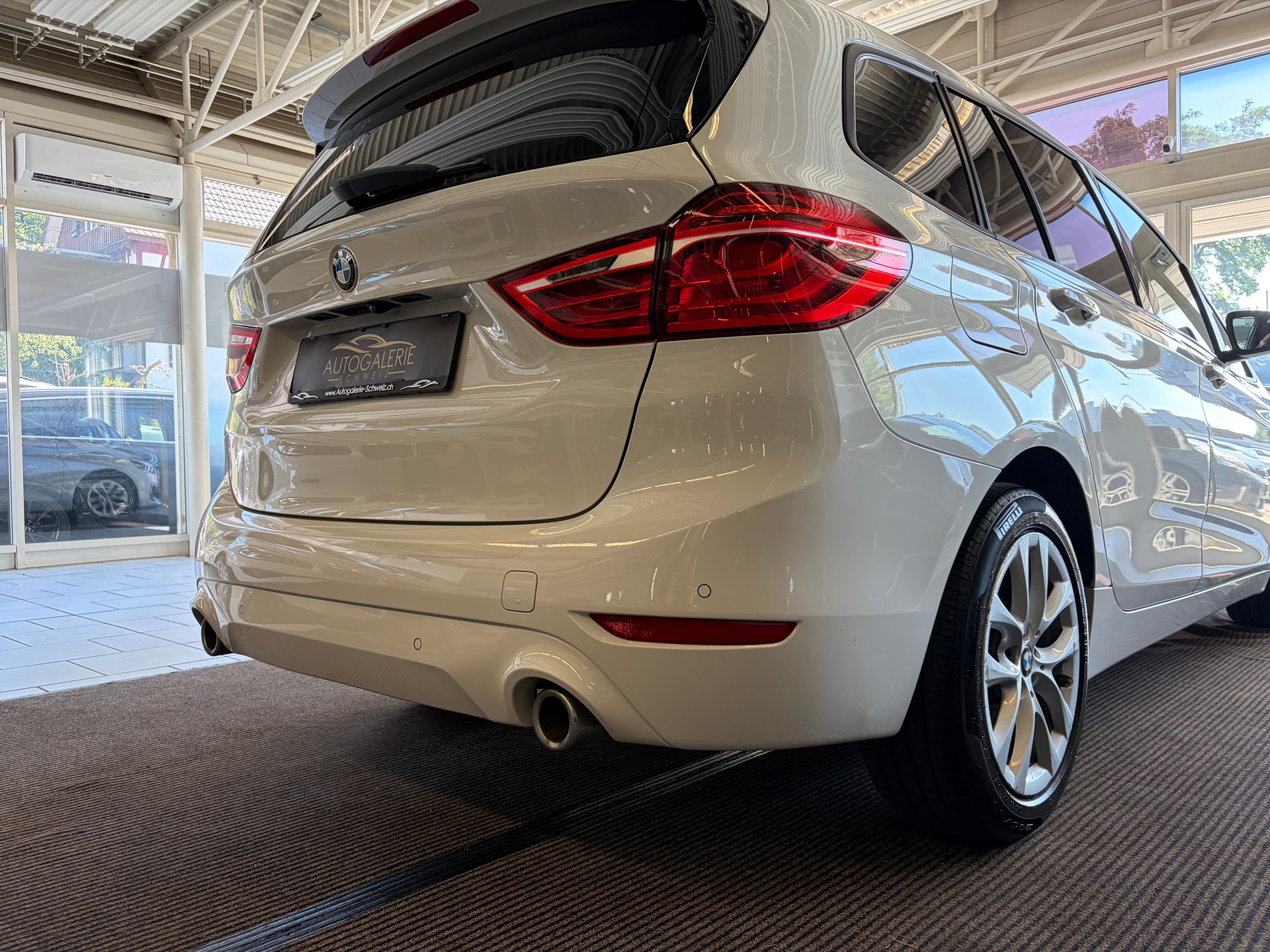 BMW 220d xDrive Gran Tourer | CH Fzg. | Driving Assistant Plus | Kamera | LED Scheinw. | HeadUp | Sportsitze |-image-26