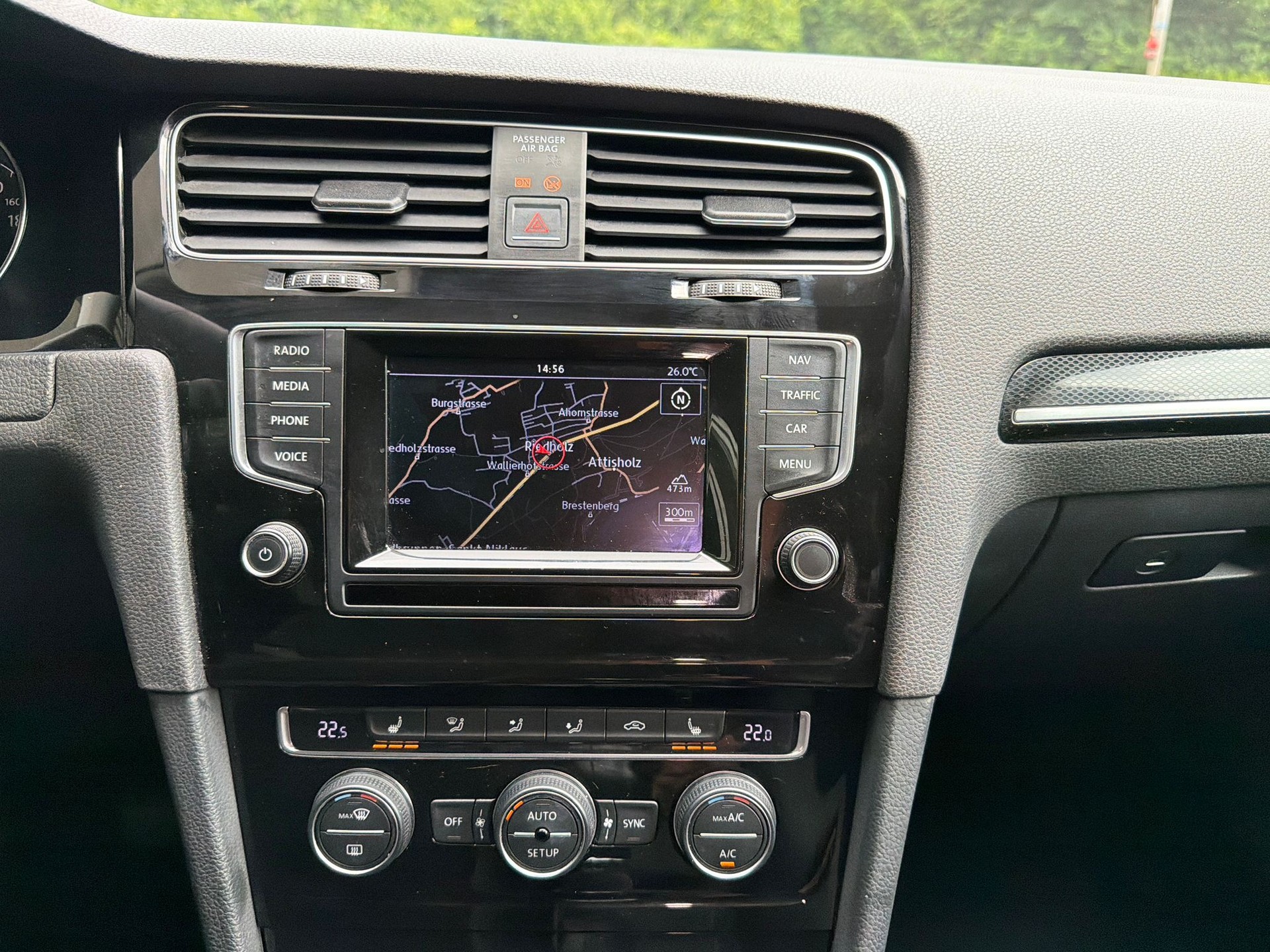 VW Golf 2.0 TDI Highline 4Motion-image-10