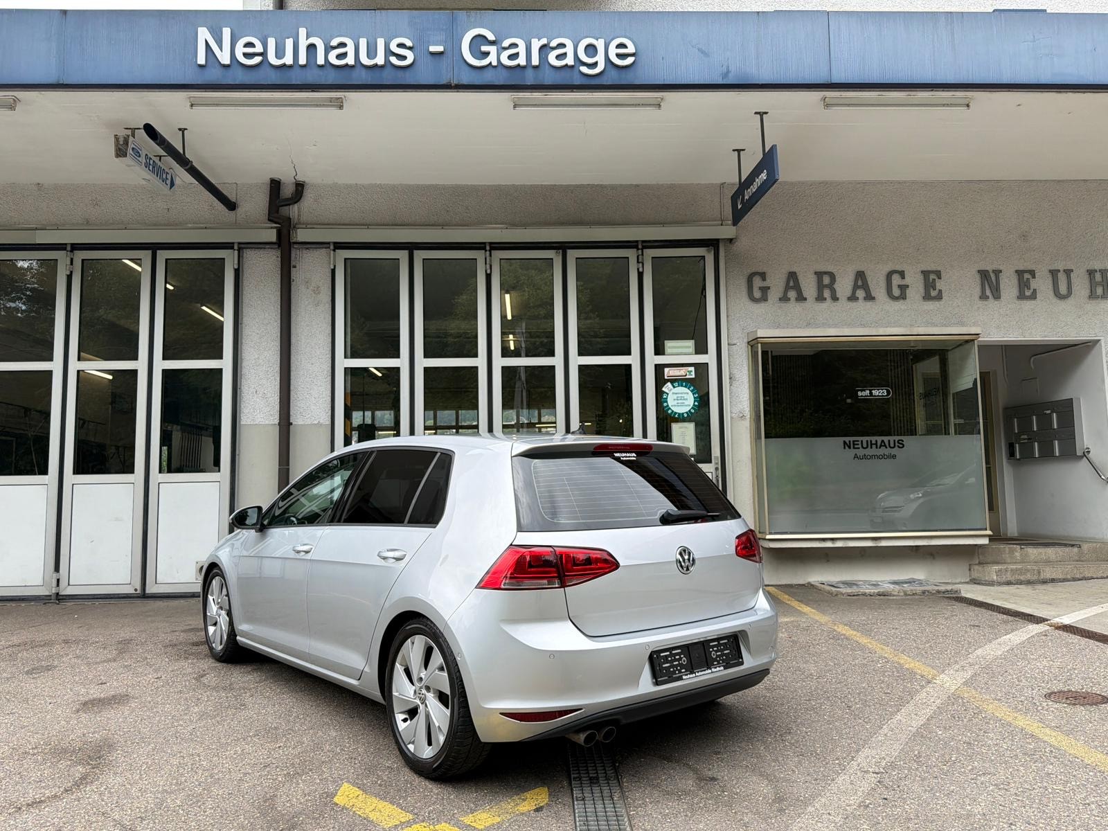 VW Golf 2.0 TDI Highline 4Motion-image-2