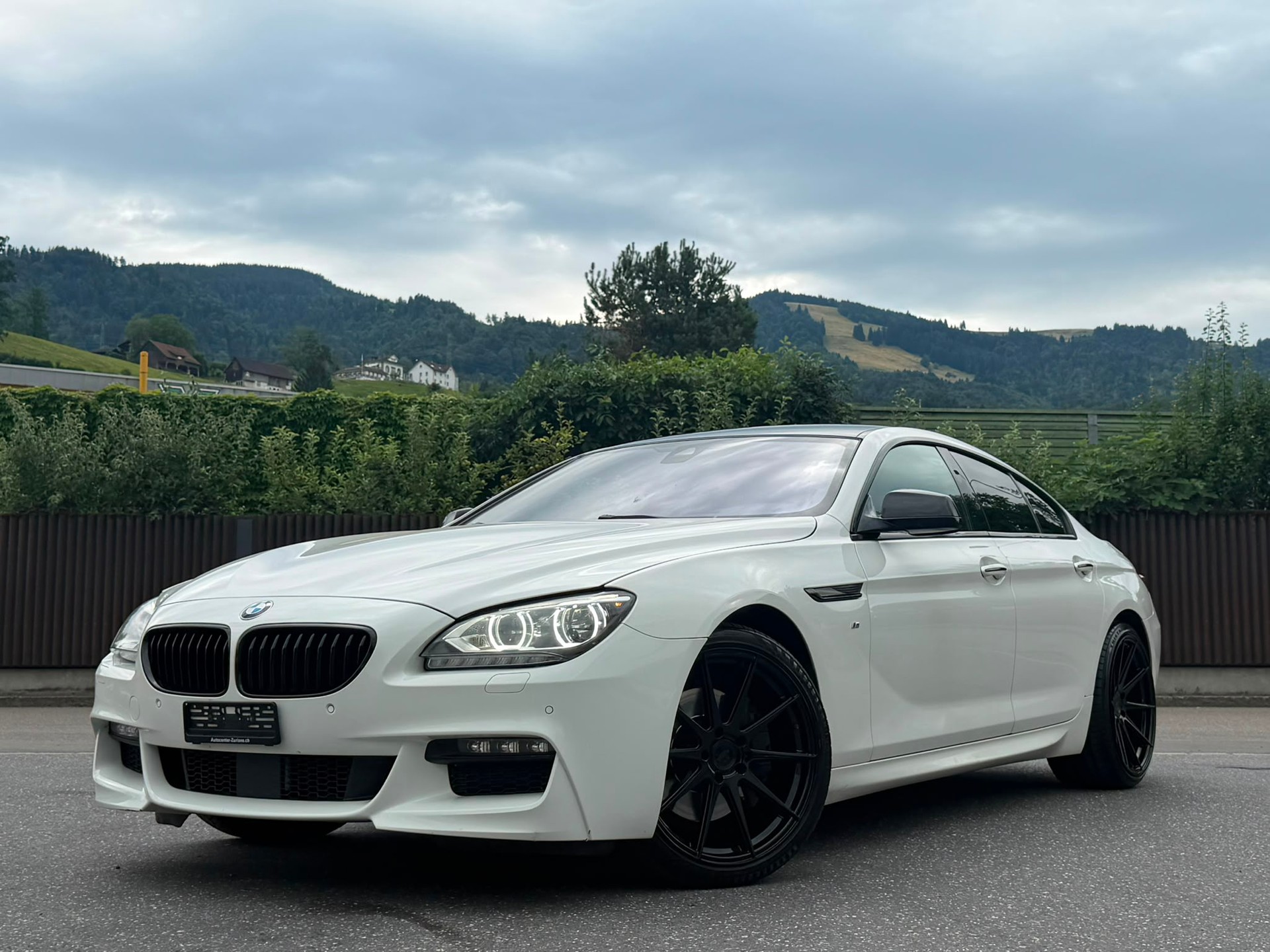 BMW 640d Gran Coupé xDrive White&Black Edition