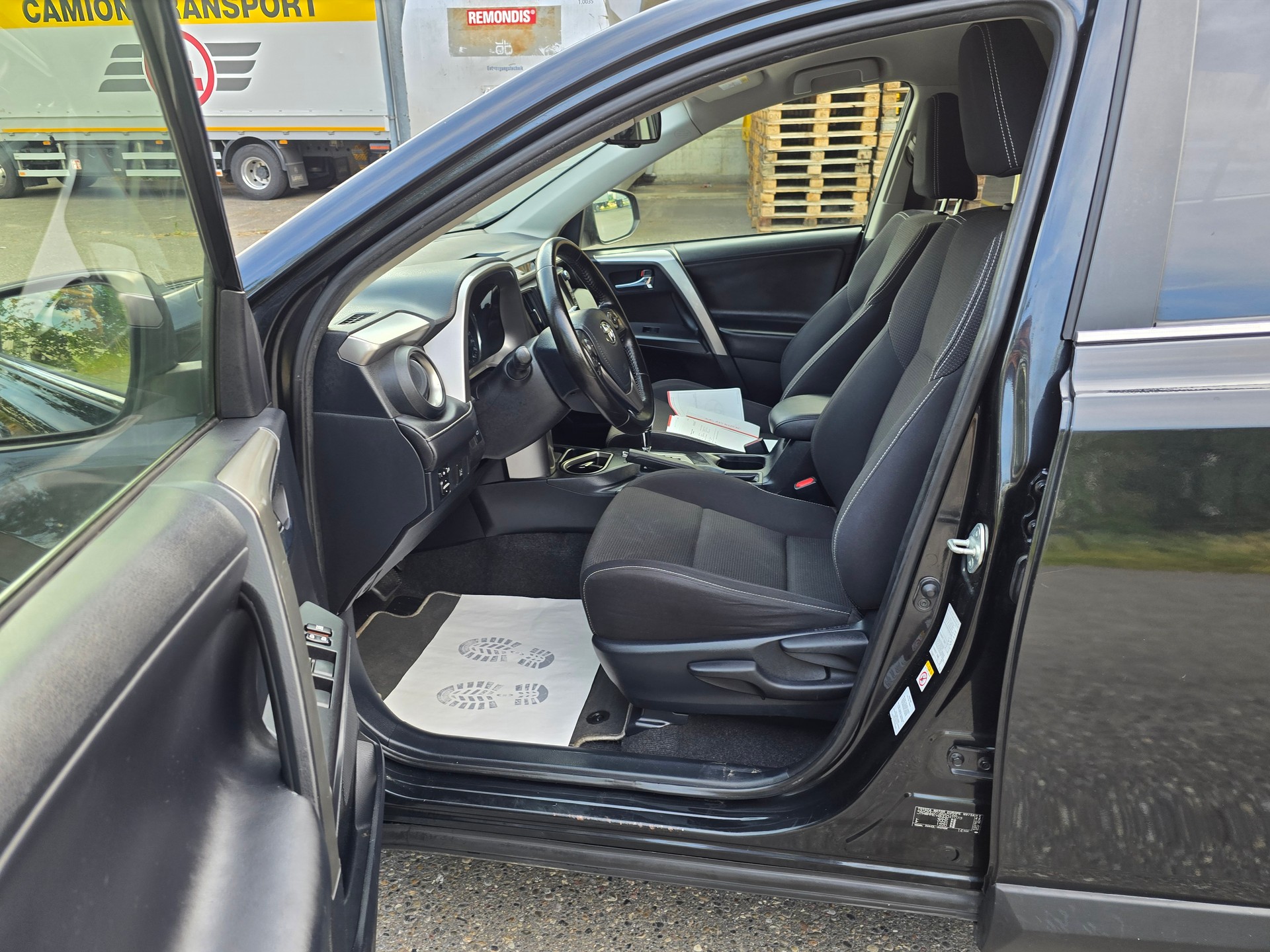 TOYOTA RAV-4 2.5 HSD Style e-CVT-image-12