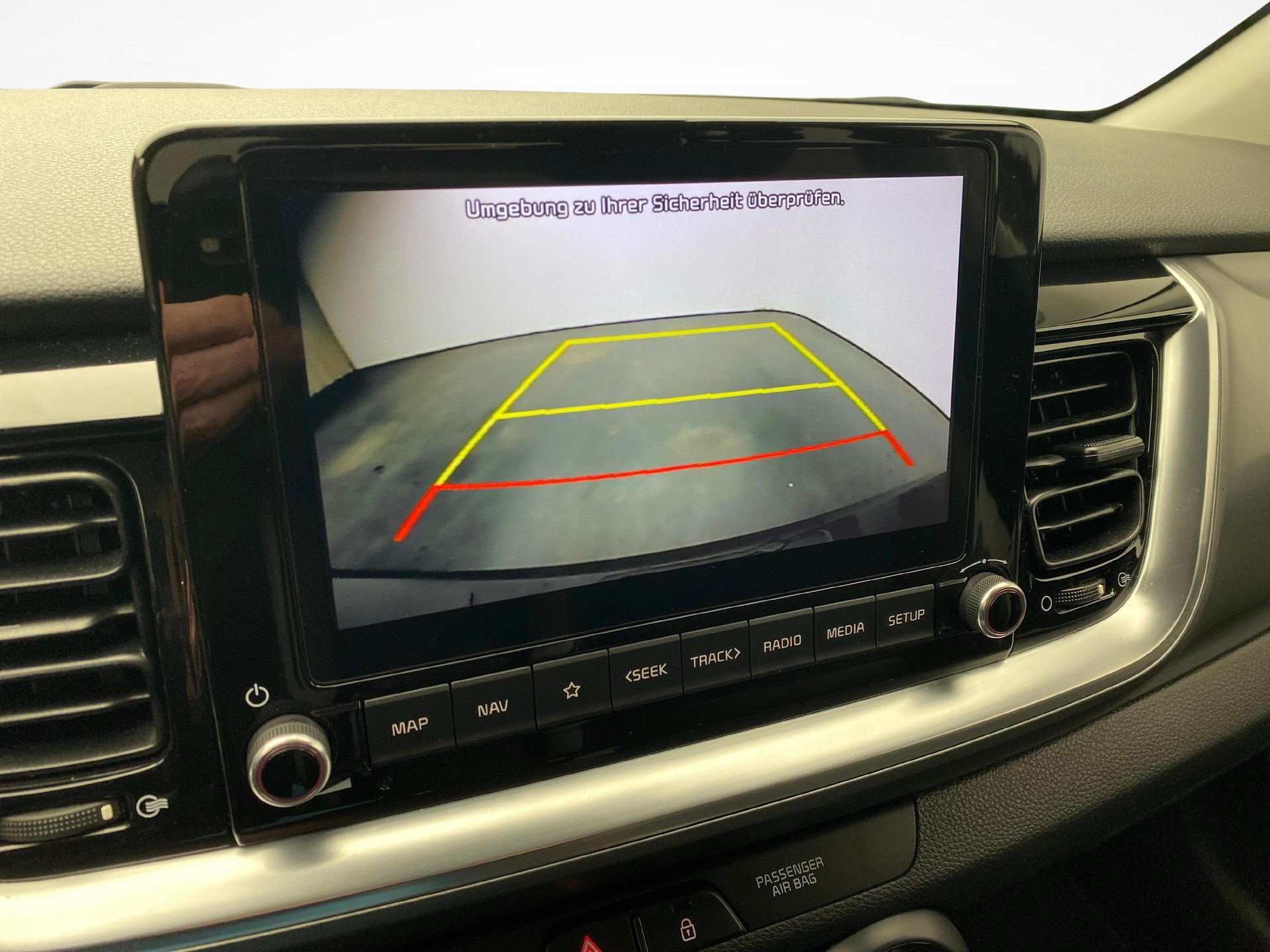 KIA Stonic 1.0 T-GDi MHEV Style-image-12