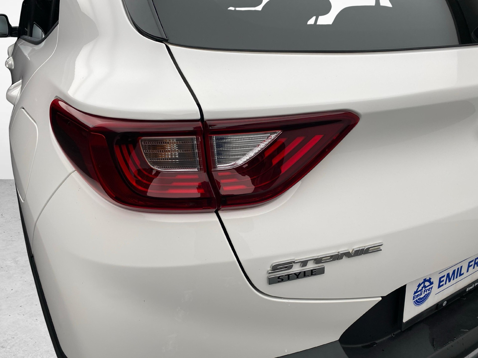 KIA Stonic 1.0 T-GDi MHEV Style-image-16