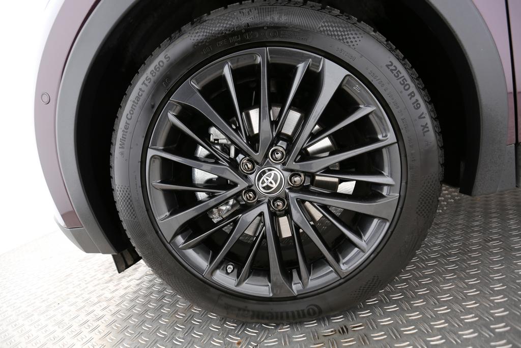 TOYOTA C-HR 2.0 PHEV GR Sport-image-9