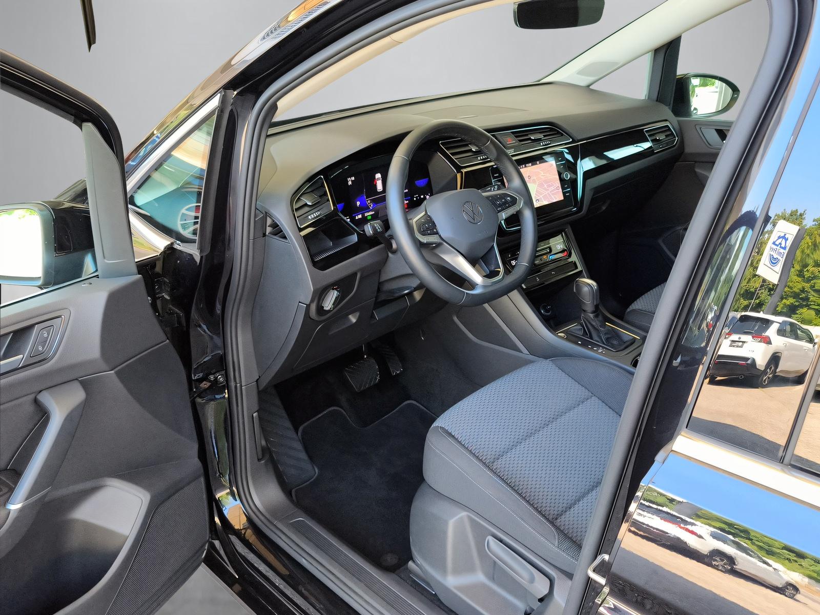 VW Touran 1.5 TSI Comfortline DSG-image-15