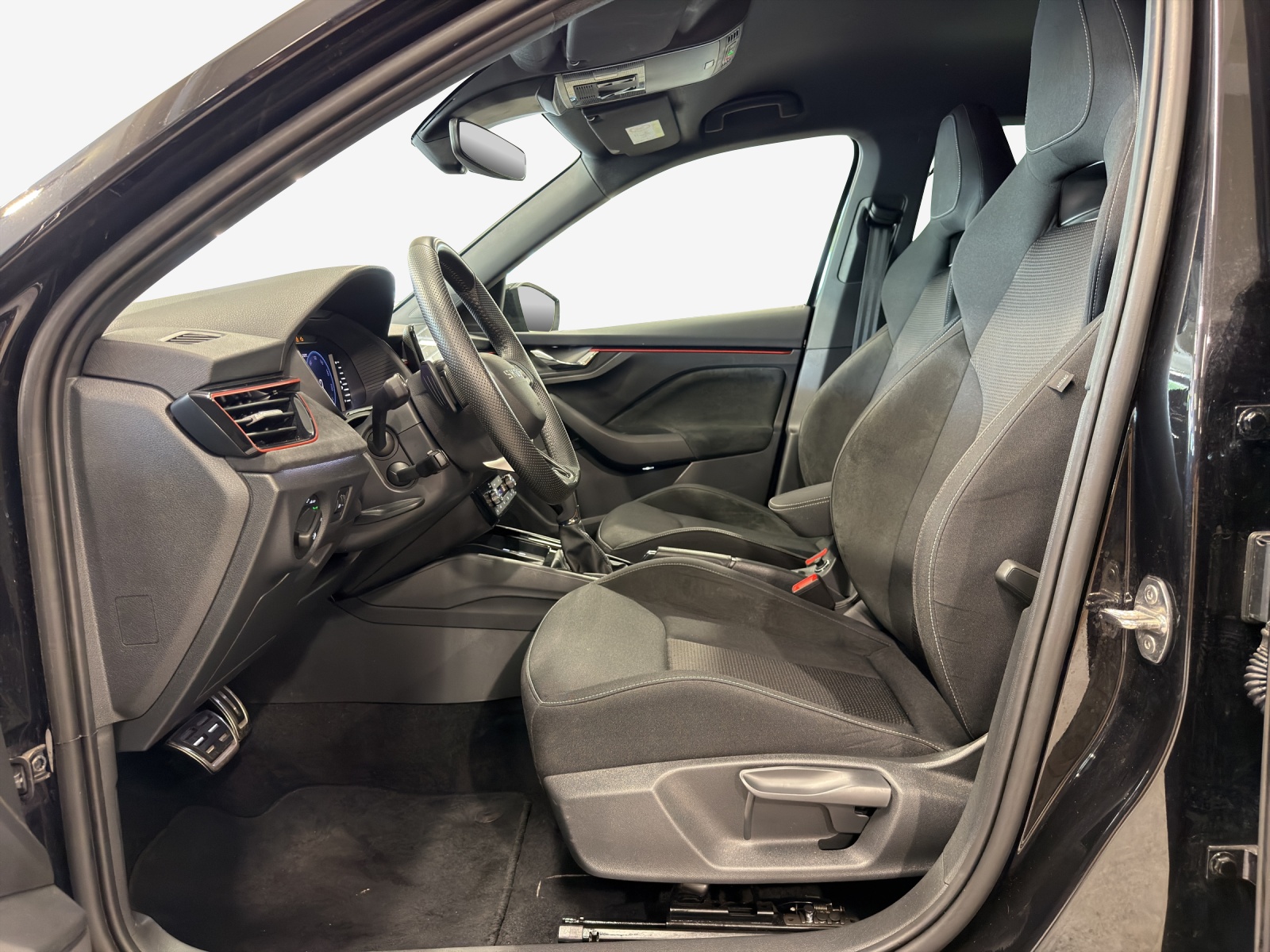 SKODA Kamiq 1.0 TSI Selection DSG-image-7