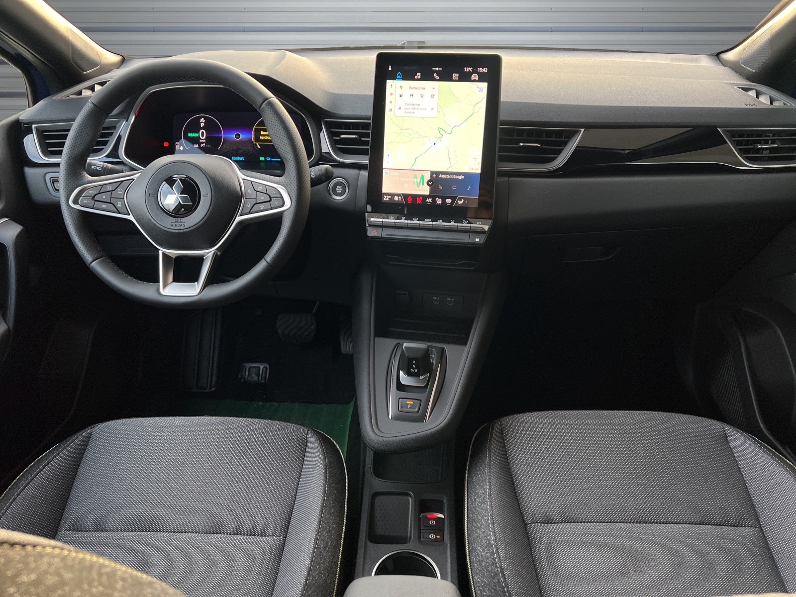 MITSUBISHI ASX 1.8 HEV Intense-image-9