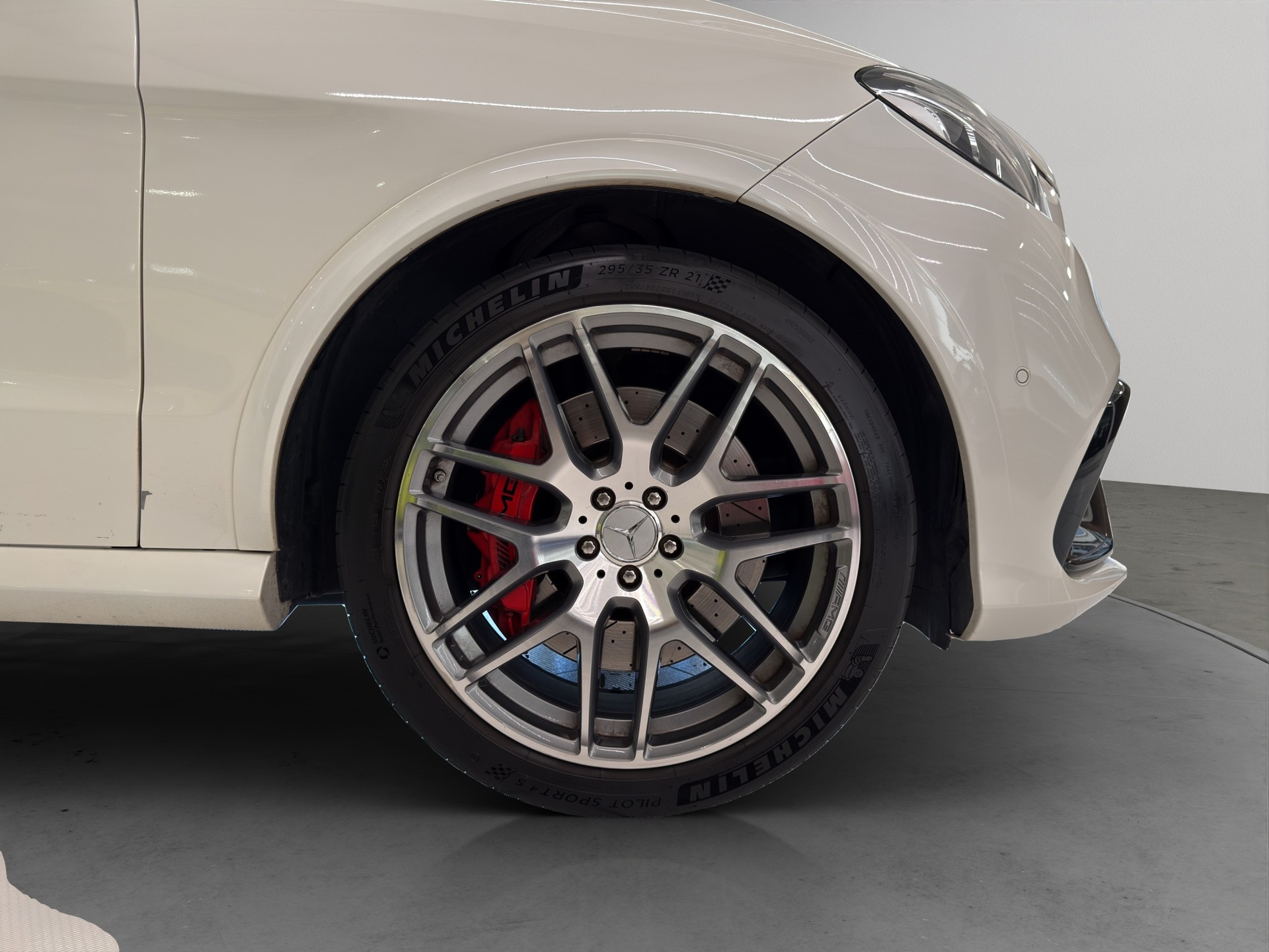 MERCEDES-BENZ GLE 63 S AMG 4Matic Speedshift Plus 7G-Tronic-image-8