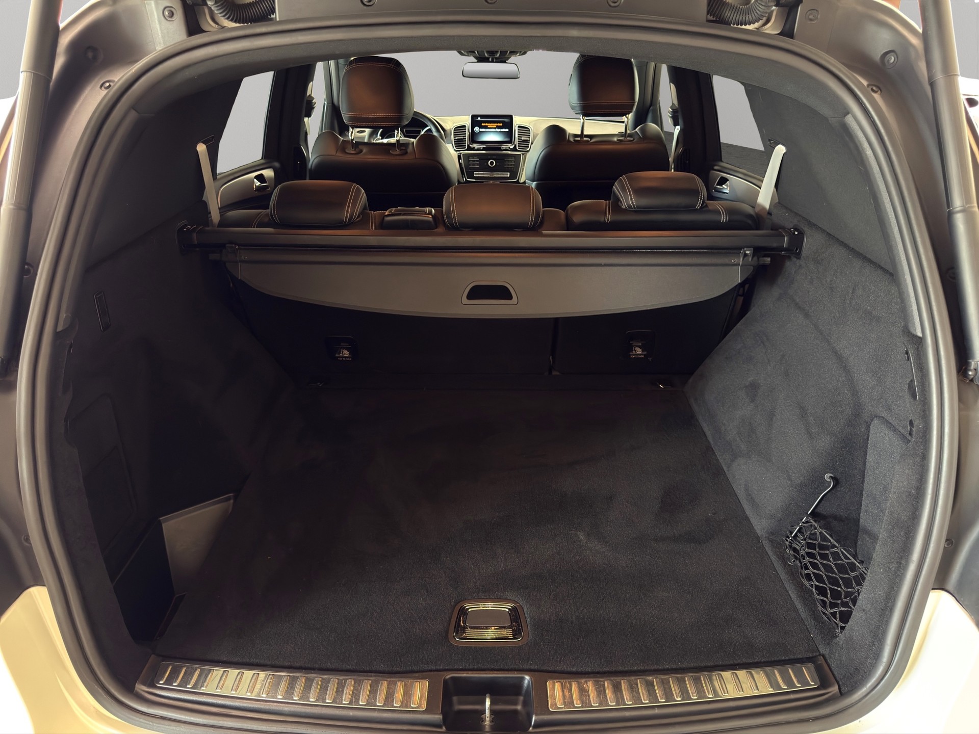 MERCEDES-BENZ GLE 63 S AMG 4Matic Speedshift Plus 7G-Tronic-image-26