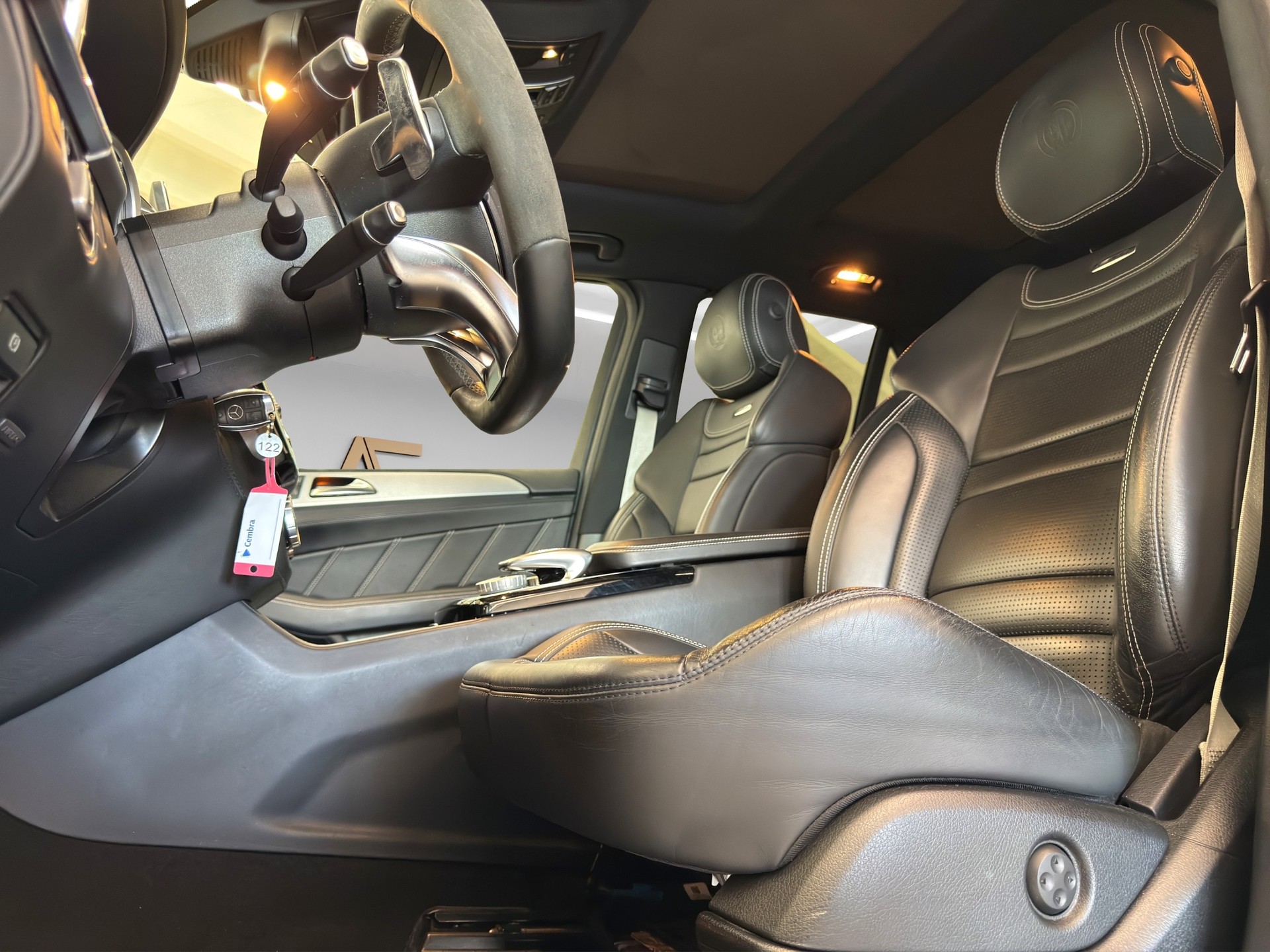 MERCEDES-BENZ GLE 63 S AMG 4Matic Speedshift Plus 7G-Tronic-image-12