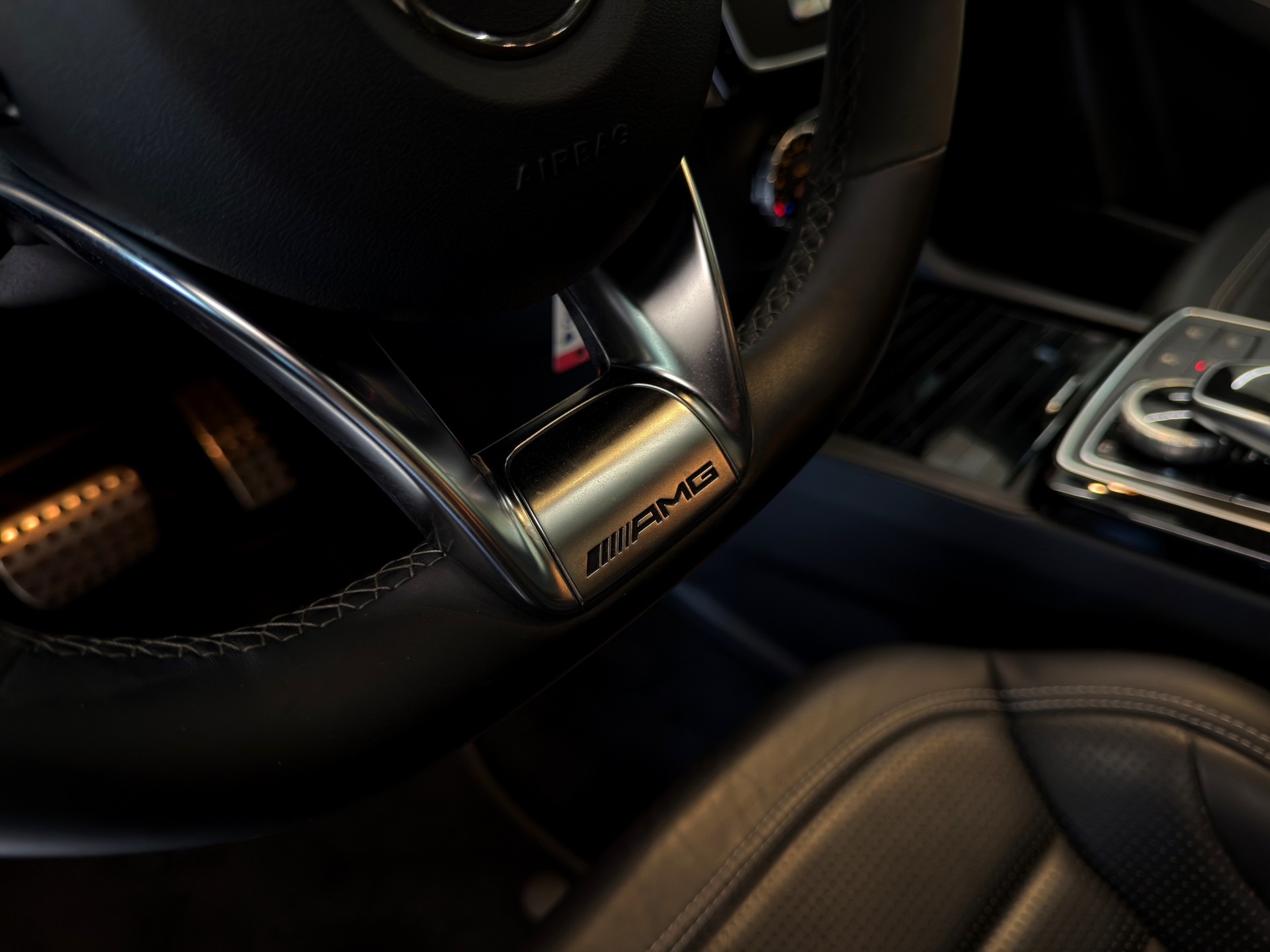 MERCEDES-BENZ GLE 63 S AMG 4Matic Speedshift Plus 7G-Tronic-image-24
