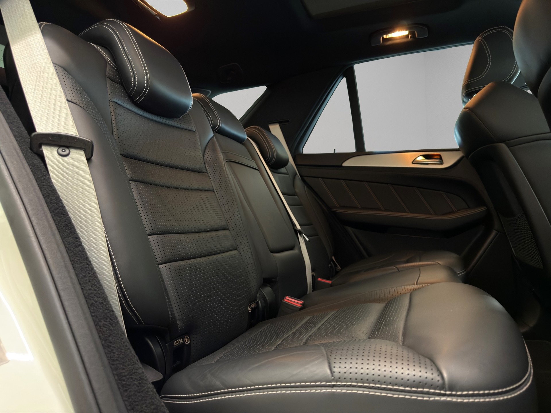 MERCEDES-BENZ GLE 63 S AMG 4Matic Speedshift Plus 7G-Tronic-image-15