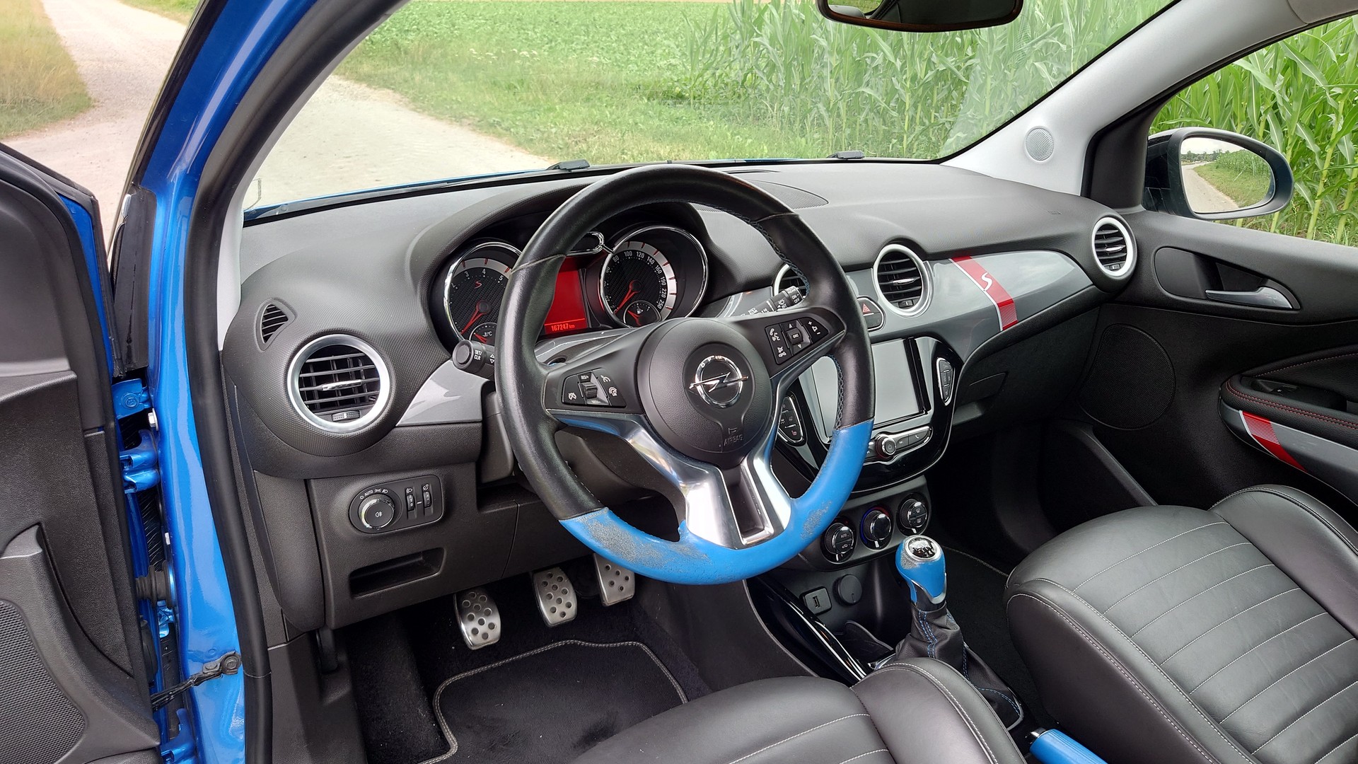 OPEL Adam 1.4 Turbo ROCKS S-image-9