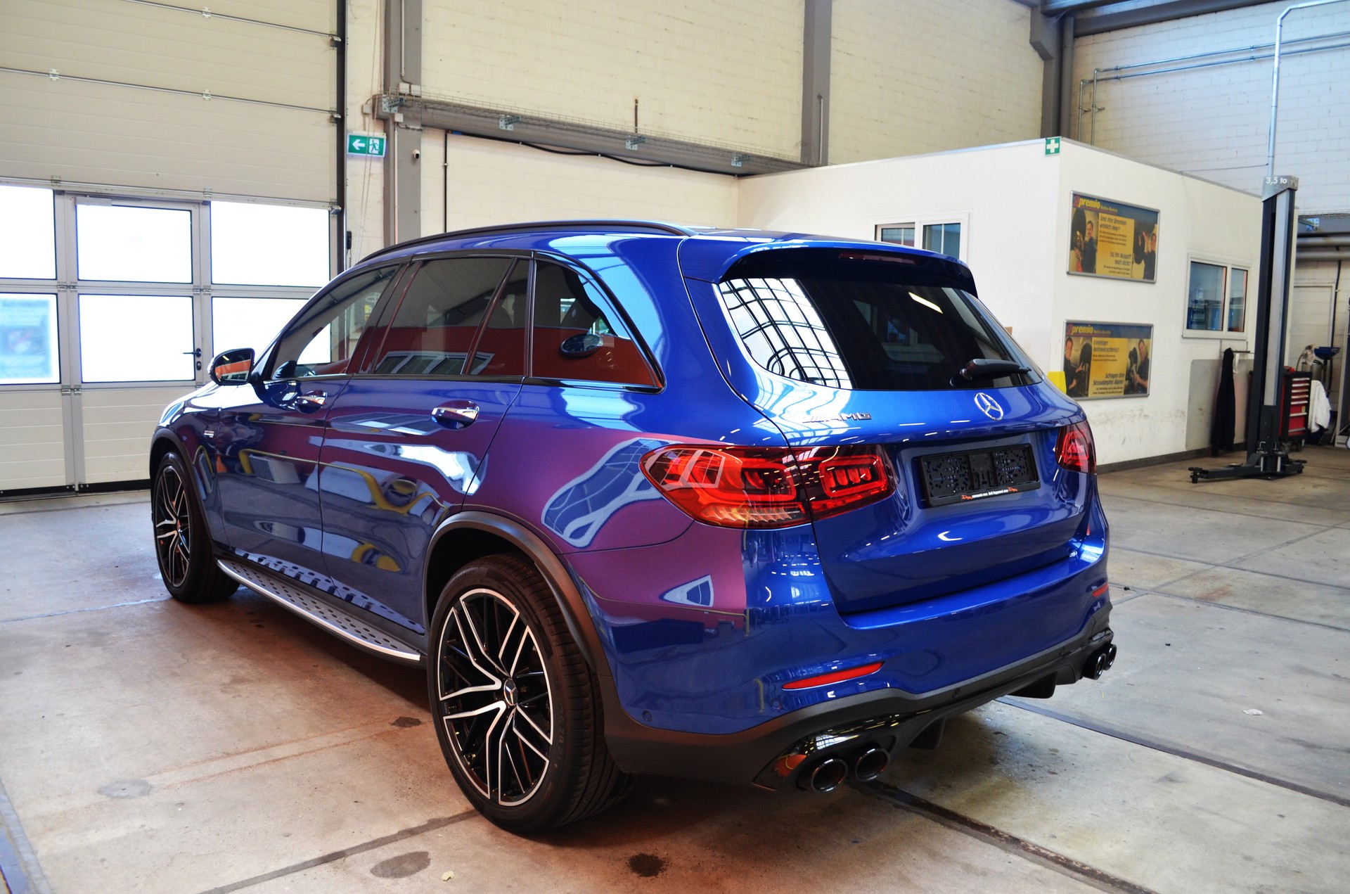 MERCEDES-BENZ GLC 43 AMG 4Matic 9G-Tronic-image-6