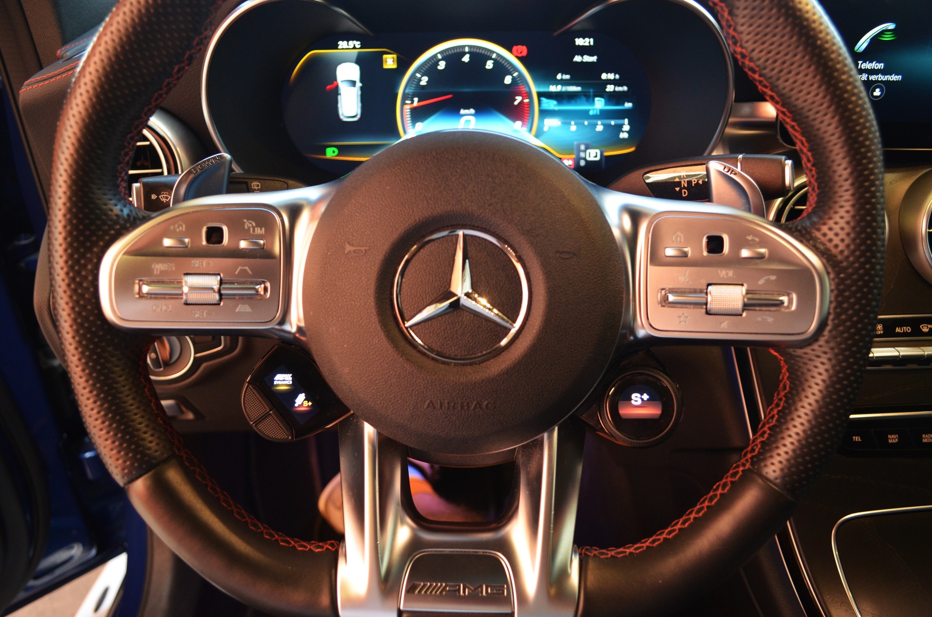 MERCEDES-BENZ GLC 43 AMG 4Matic 9G-Tronic-image-15