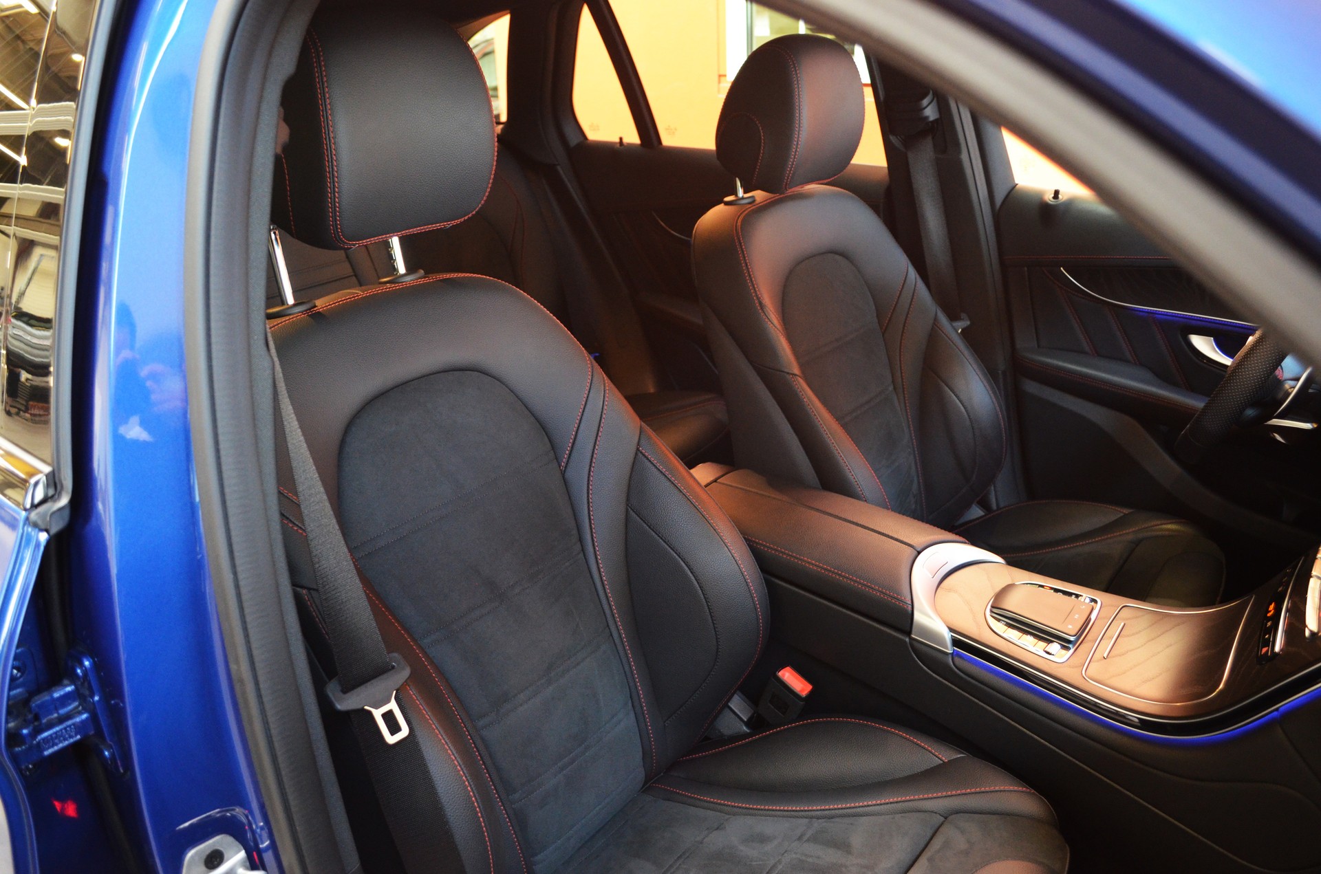 MERCEDES-BENZ GLC 43 AMG 4Matic 9G-Tronic-image-10