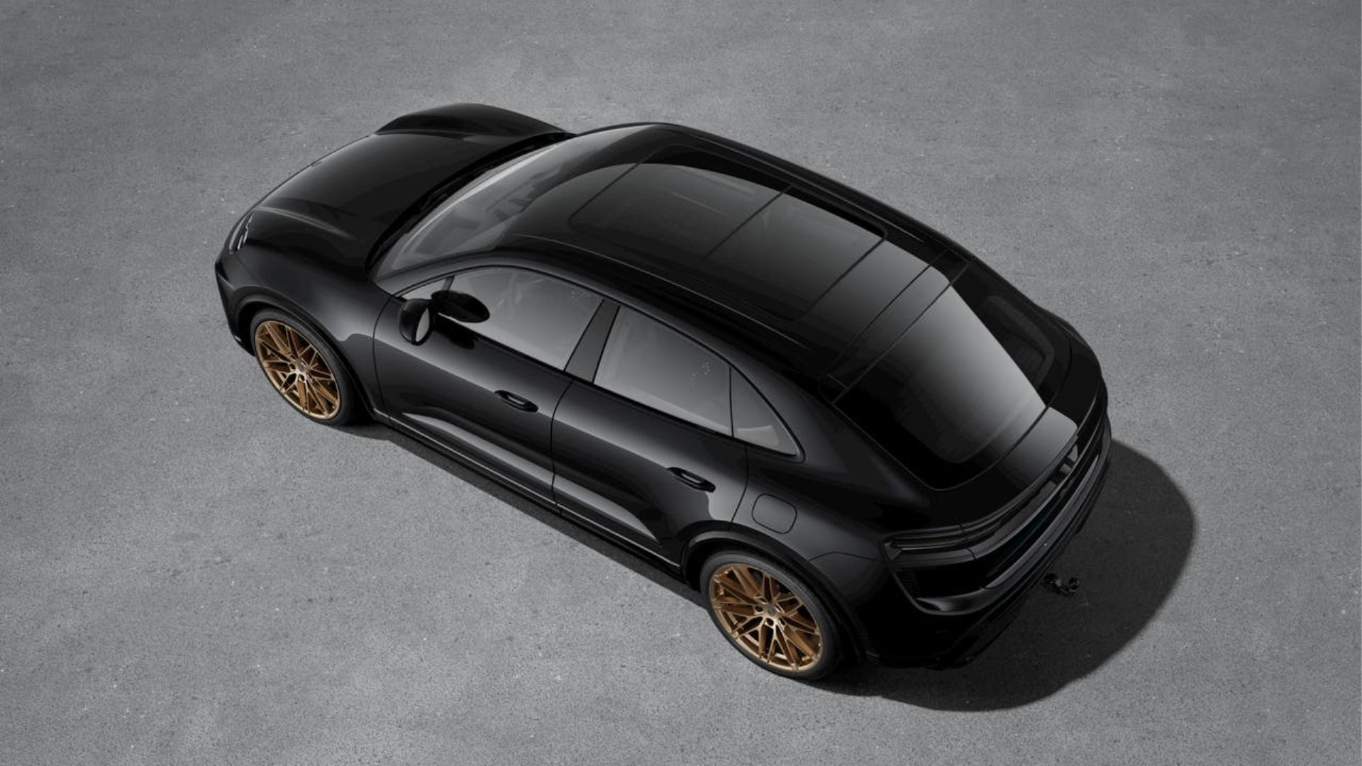 PORSCHE Macan Turbo-image-3