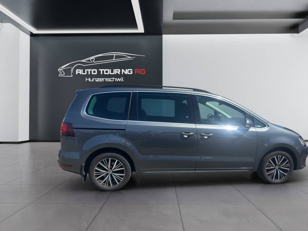 VW Sharan 2.0 TDI SCR Comfortline DSG 4m-image-1