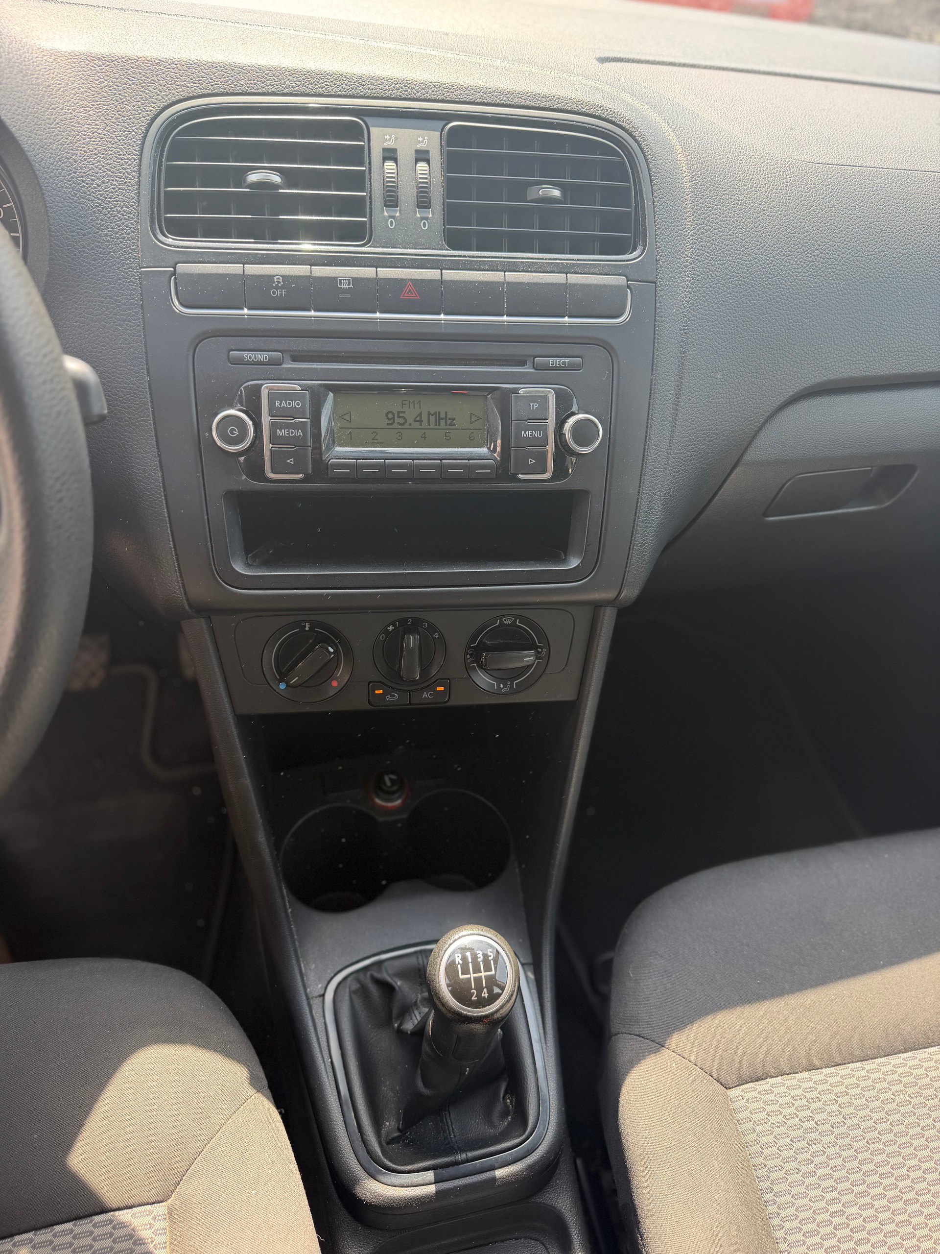 VW Polo 1.2 6V Trendline-image-7